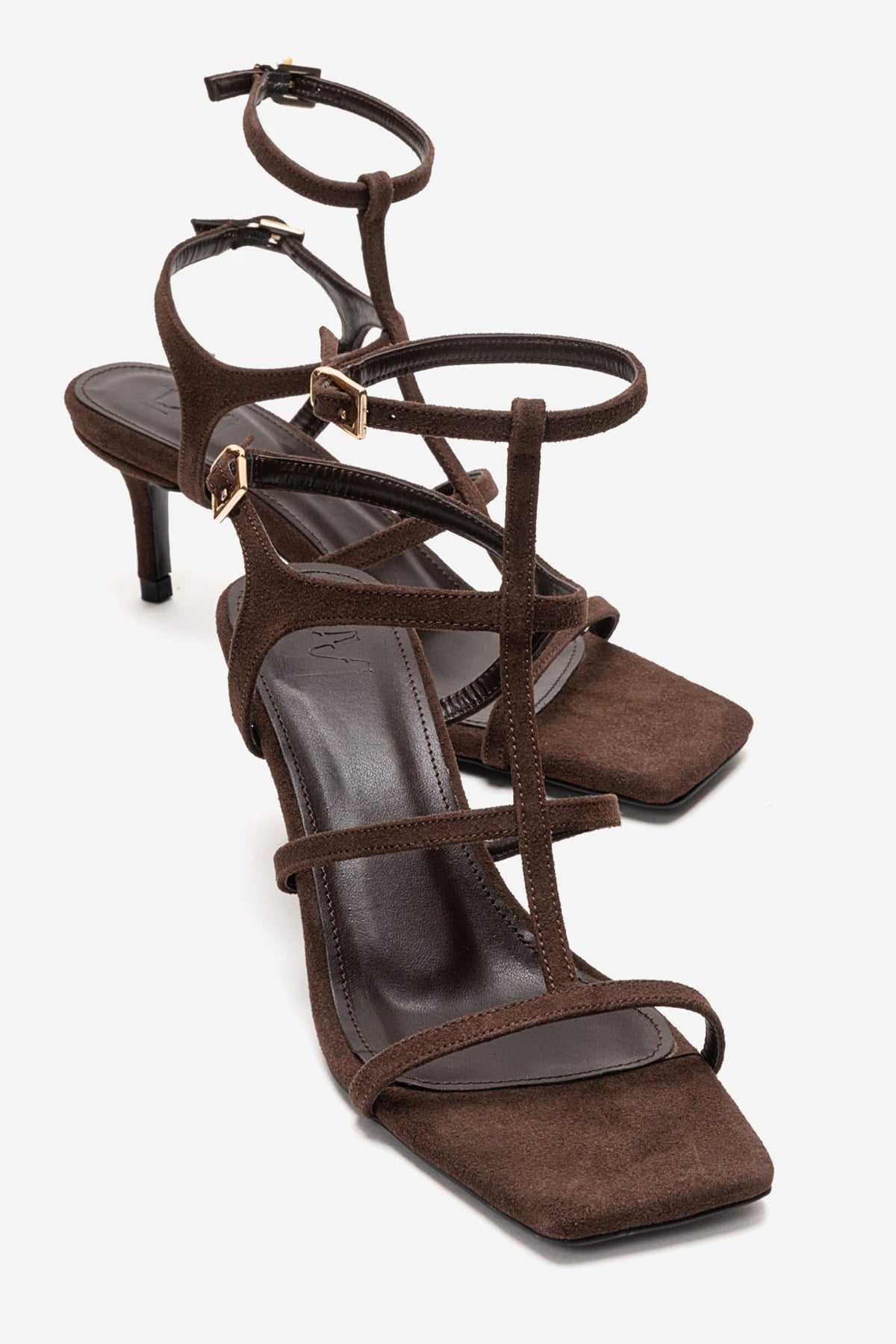 VIENTO - Brown Thin Heel Pump – front three-quarter view showing leather, Vowalisse
