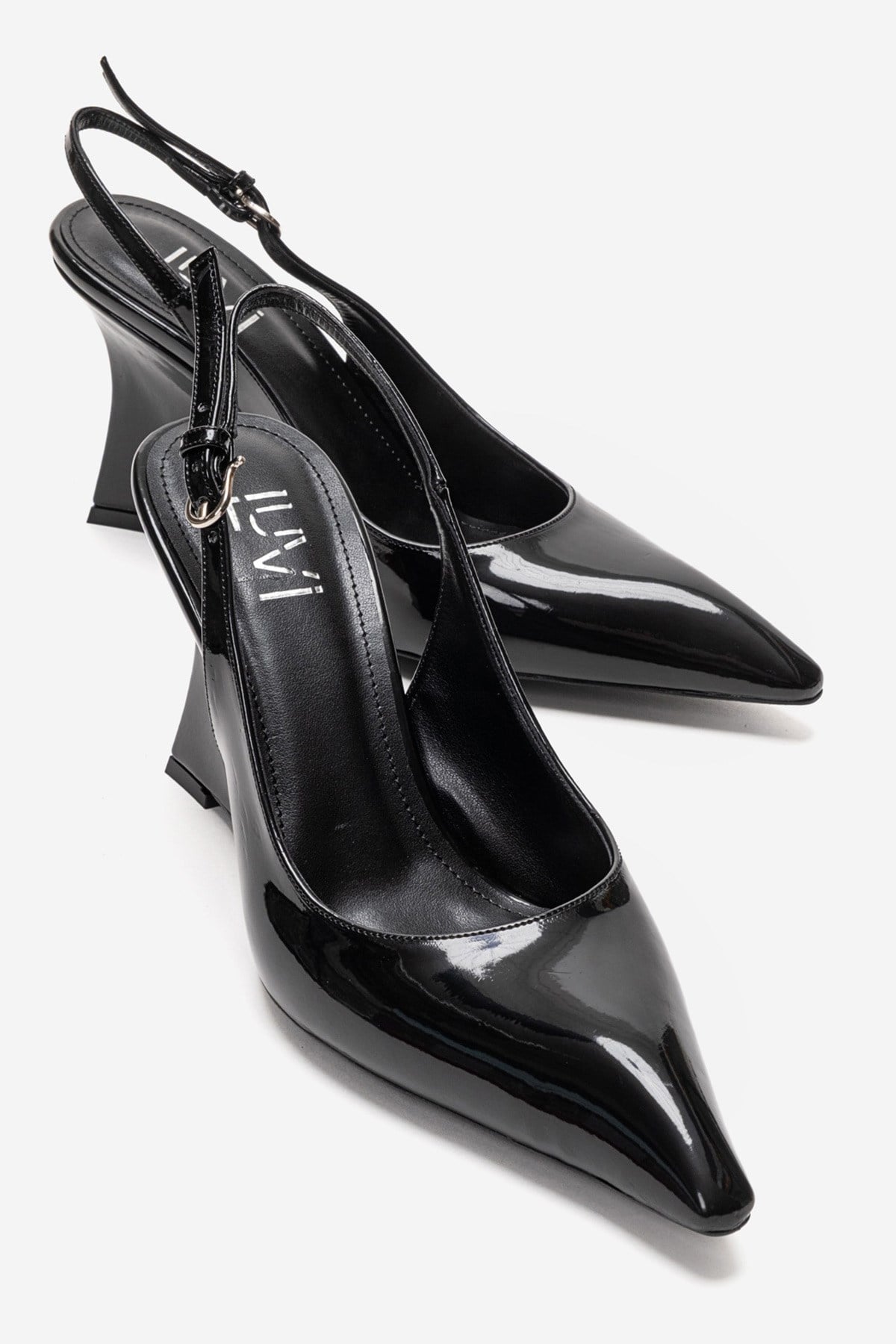 Felon - Black Wedge Heel Slingback – front three-quarter view showing leather, black, Vowalisse