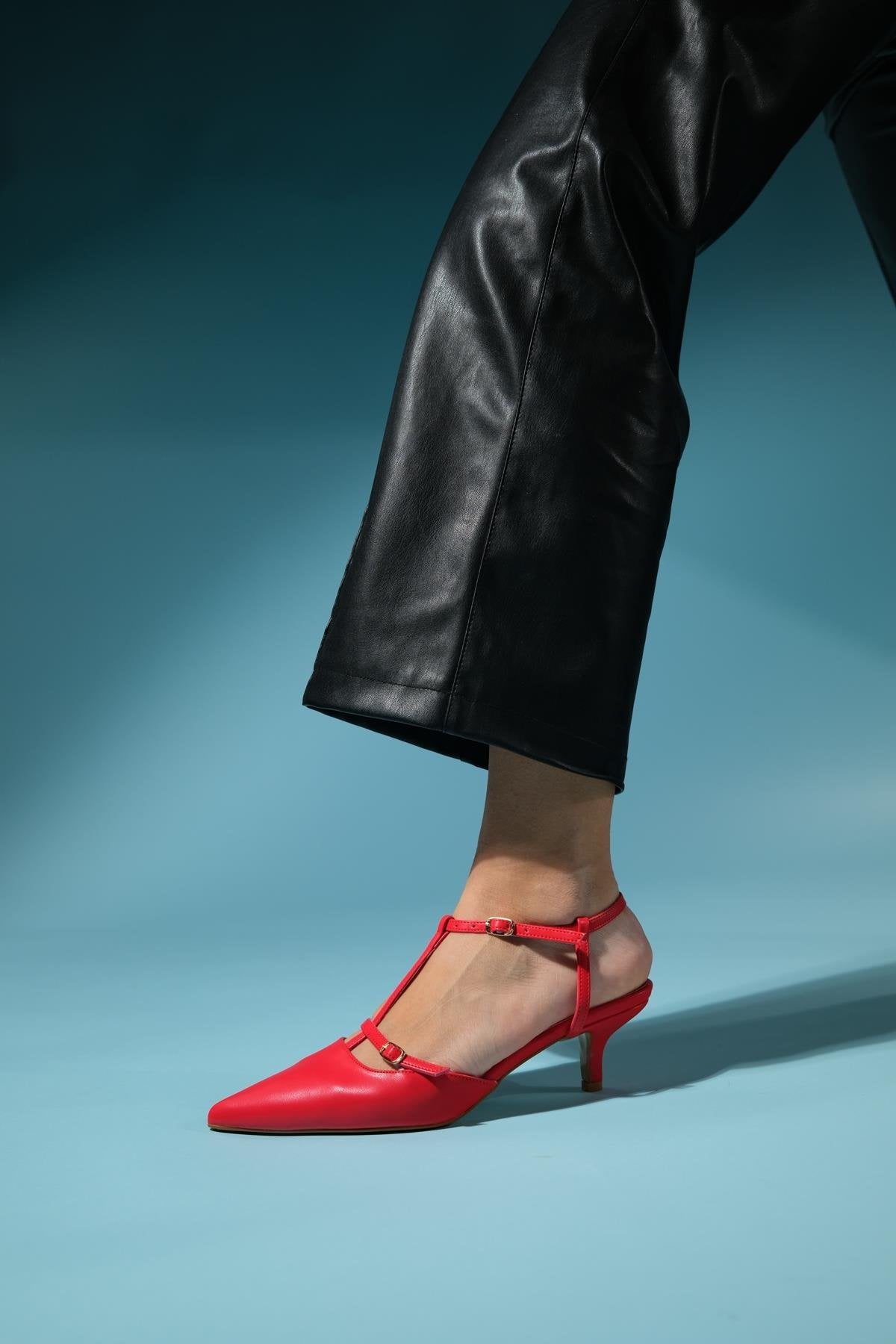 Frans - Red Pointed-Toe Backless Low-Heel Shoe – back view showing leather, red, Vowalisse