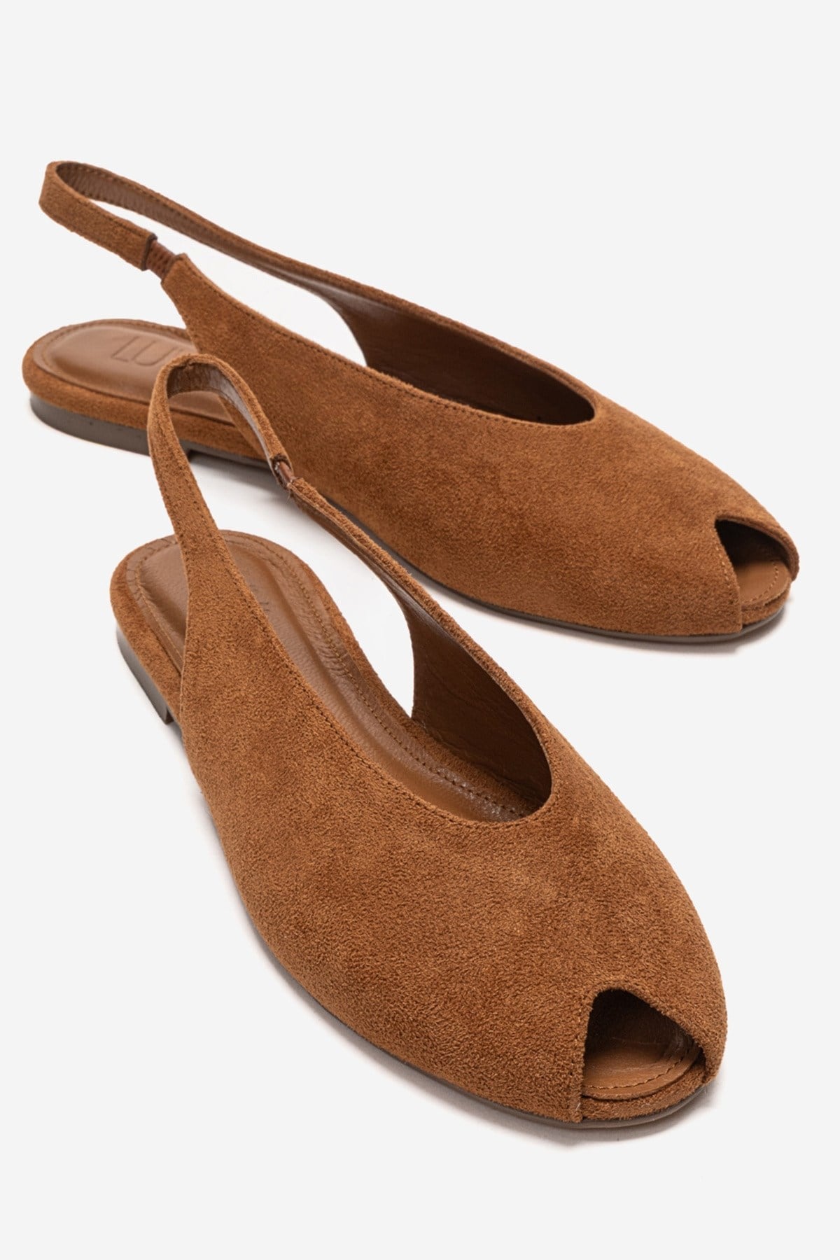 SERINA - Camel Genuine Leather Sandal – front three-quarter view showing leather, suede, Vowalisse