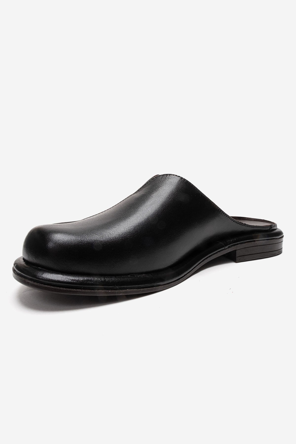 Tansy - Black Genuine Leather Closed-Toe Low Heel Mule – top view showing leather, black, Vowalisse