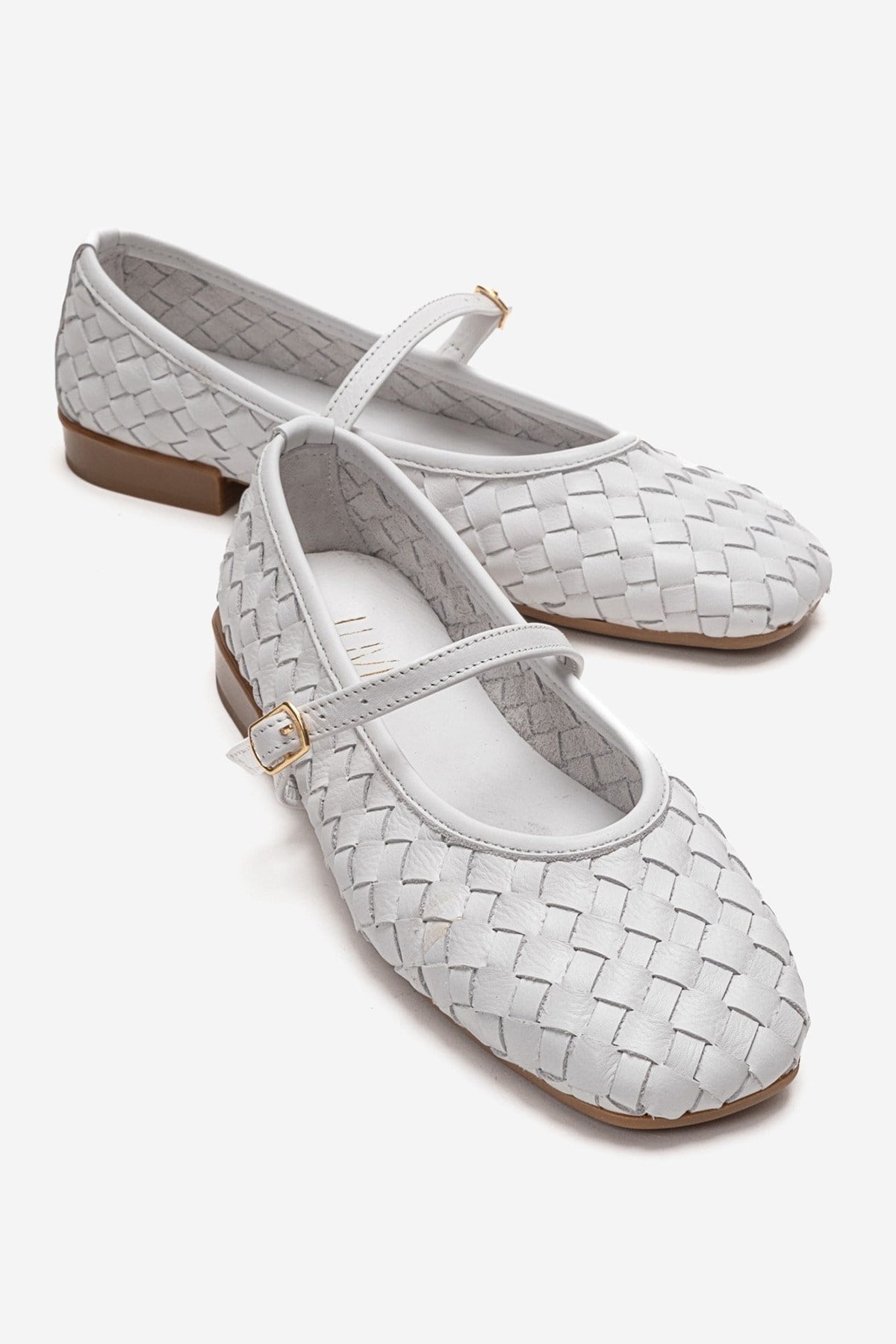 YEVORA - White Genuine Leather Mary Jane Ballet Flat – front three-quarter view showing leather, white, Vowalisse