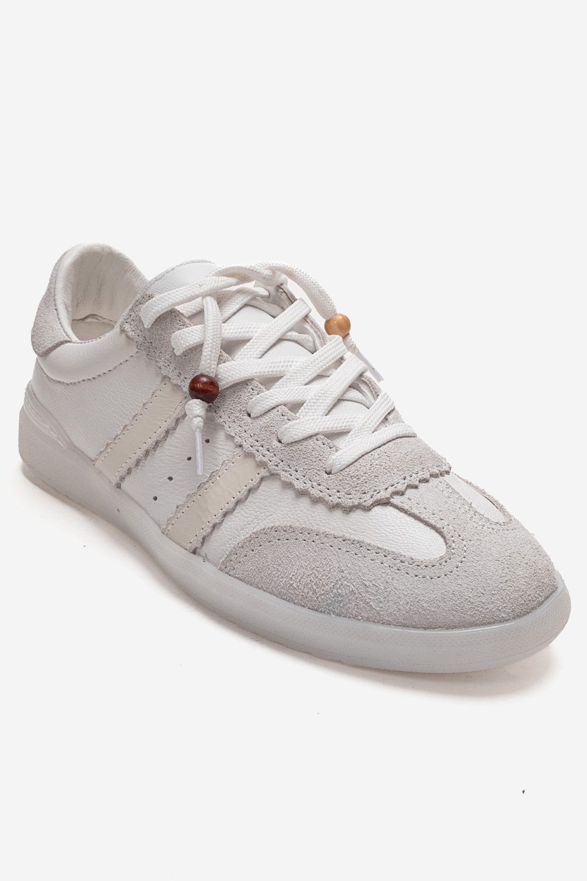 ARDIX - White Genuine Leather Sneaker – back view showing lace, leather, white, Vowalisse