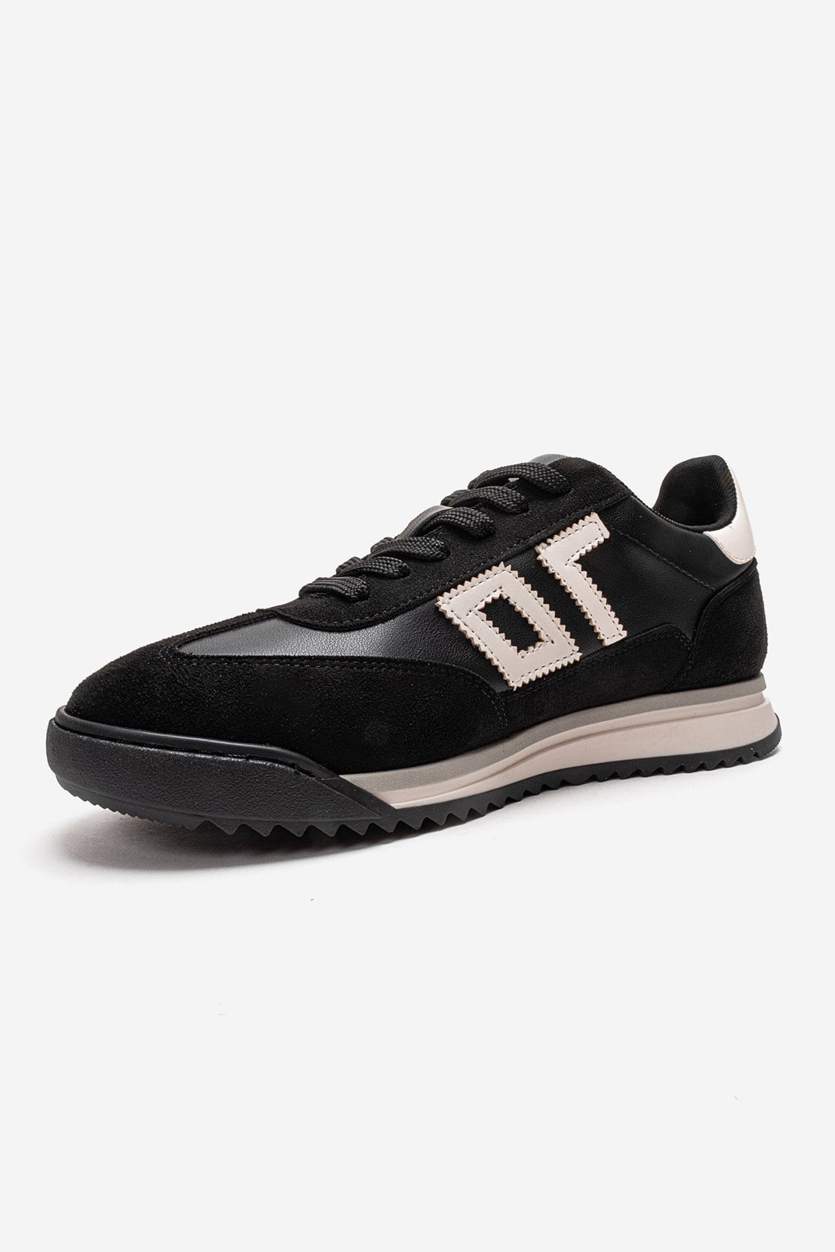 ARVON - Black Sneaker – top view showing leather, black, Vowalisse