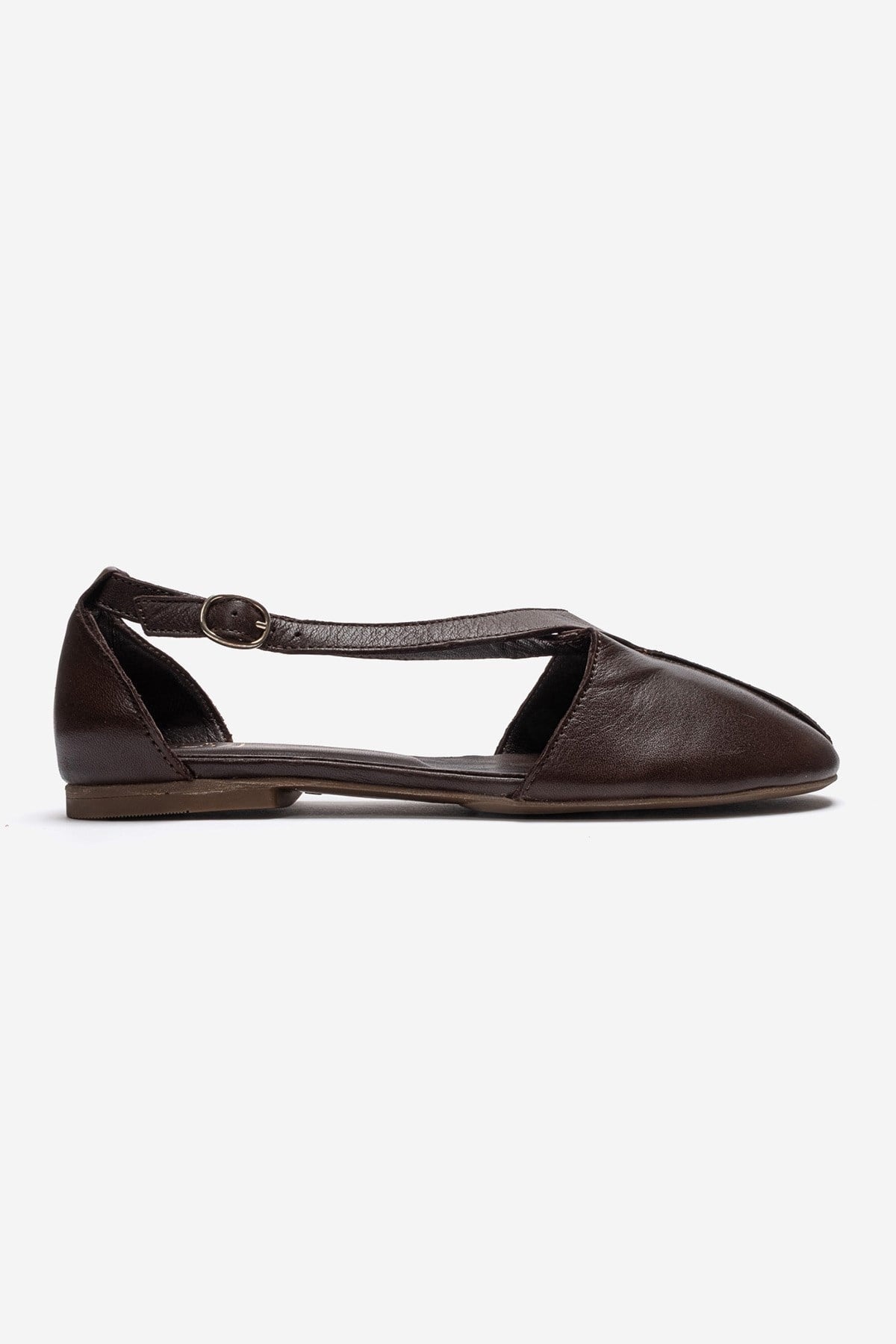 FABLE - Brown Genuine Leather Ballet Flat – heel view showing leather, red, Vowalisse