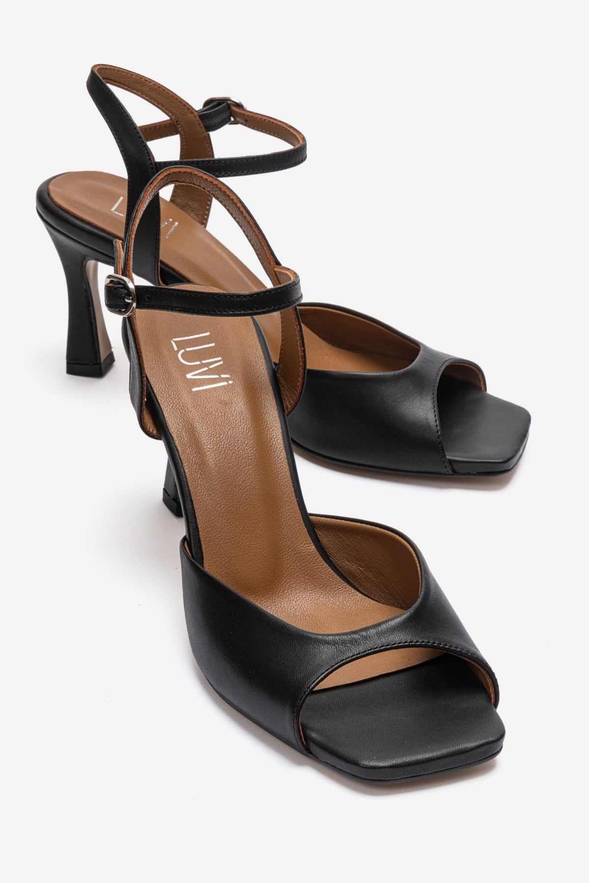 ELVIA - Black Genuine Leather Stiletto Pump – front three-quarter view showing leather, black, Vowalisse