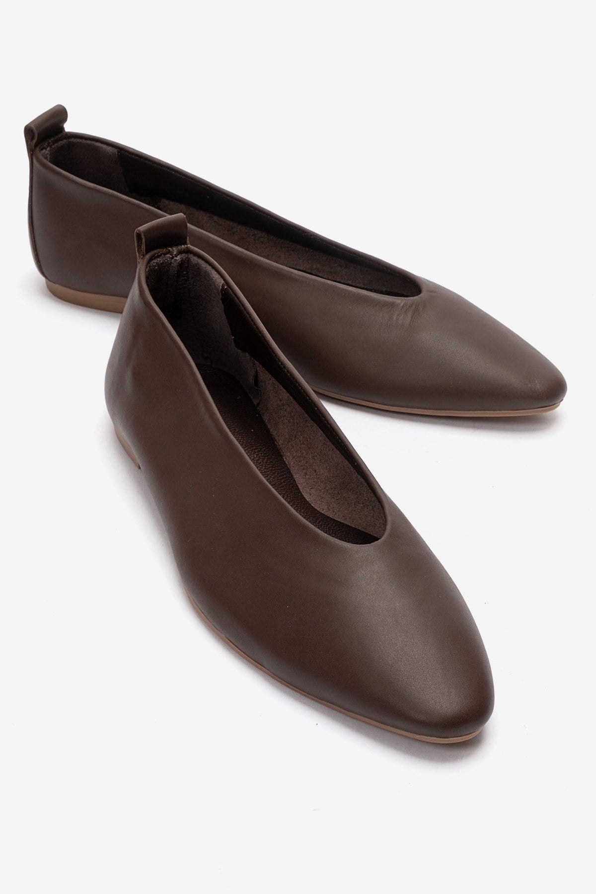 JENAS - Brown Genuine Leather Ballet Flat – front three-quarter view showing leather, Vowalisse