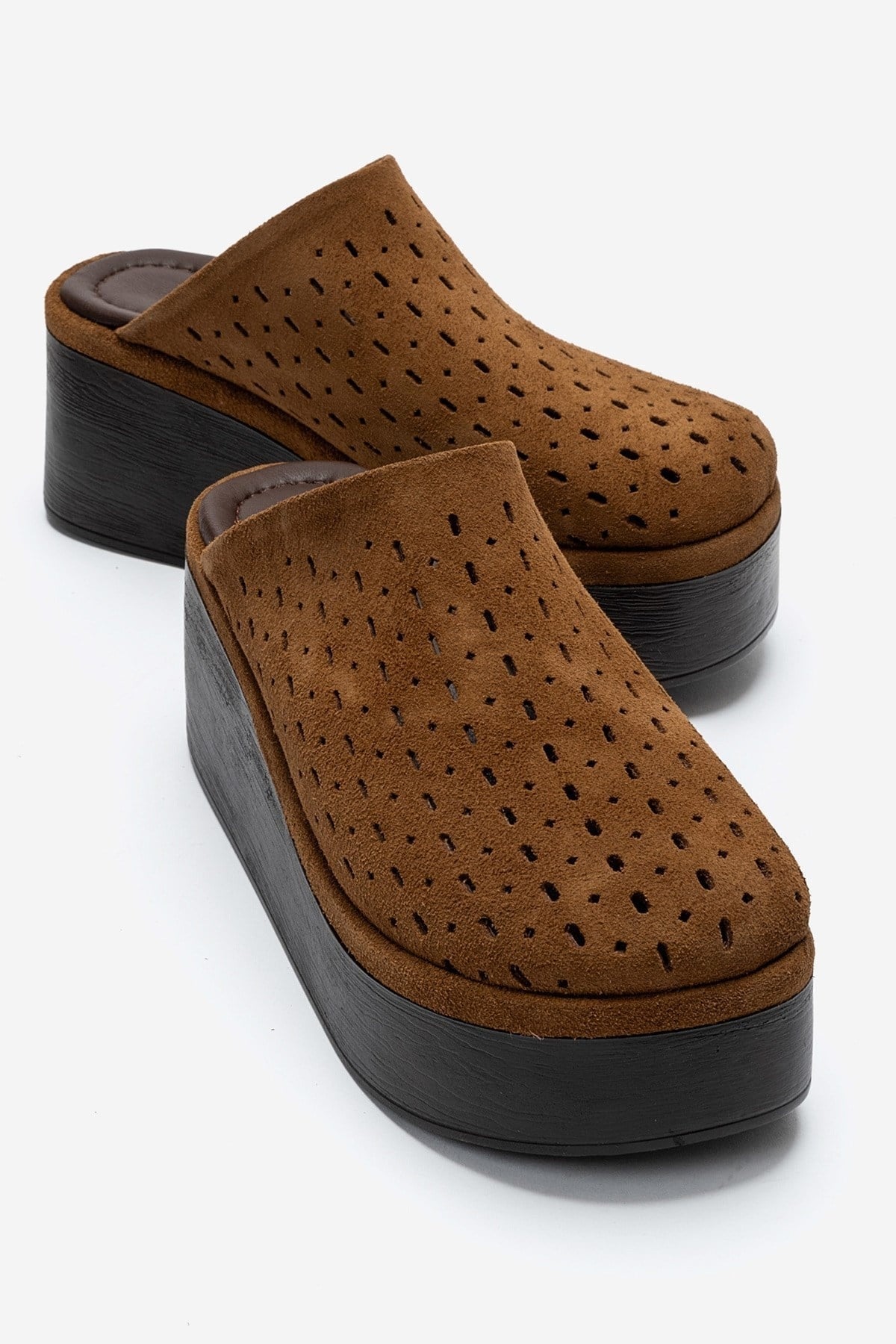 Lune - Taupe Genuine Leather Platform Mule – front three-quarter view showing leather, suede, Vowalisse