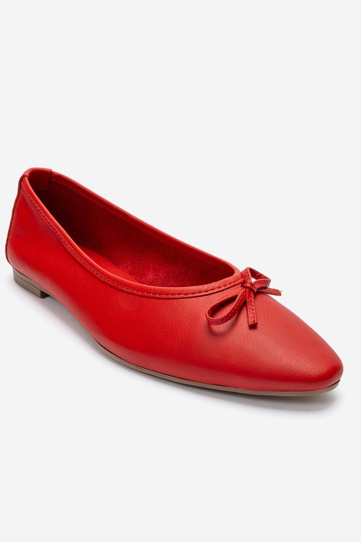 Umiel - Red Genuine Leather Bow Ballet Flat – detail view showing bow, leather, red, Vowalisse