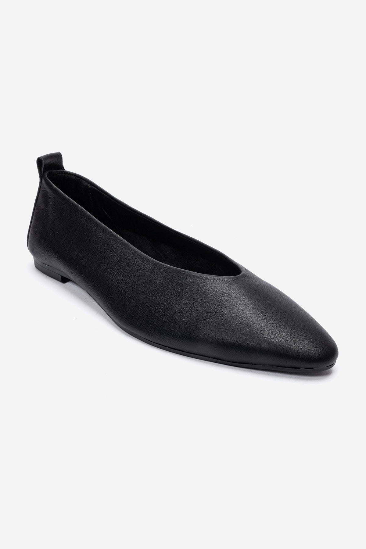JENAS - Black Genuine Leather Ballet Flat – detail view showing leather, black, Vowalisse