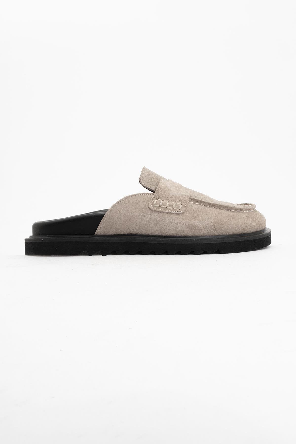 Laven - Beige Suede Leather Clogs – back view showing leather, suede, red, Vowalisse