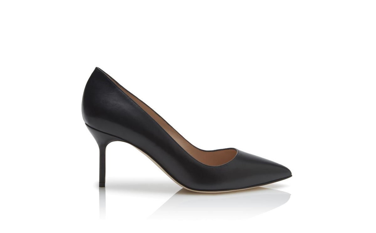 Odette Belle Black Pointed Toe Pumps – side profile showing black pointed toe, Vowalisse