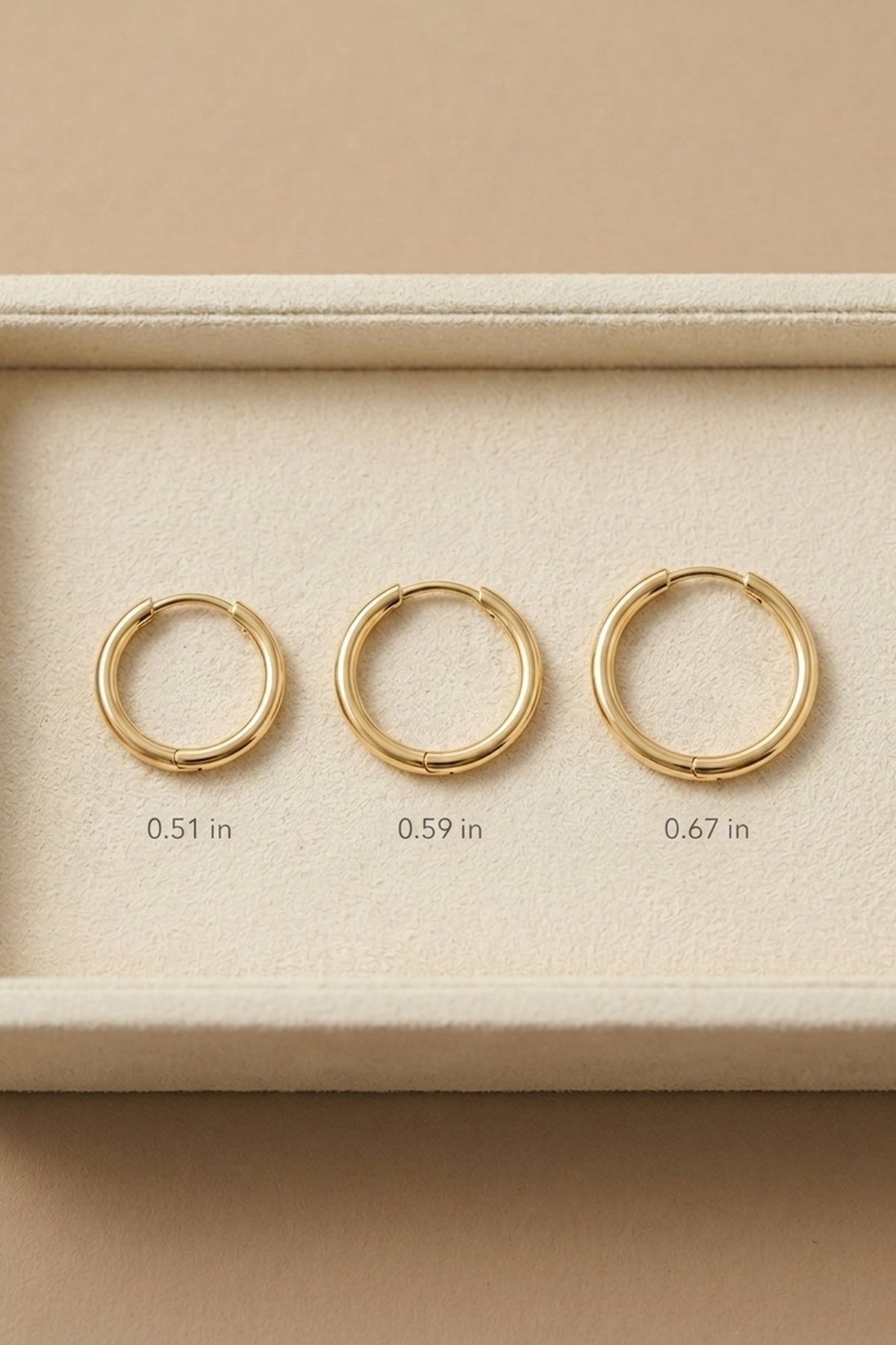 Audrey Classic 14k Gold Hoop Earrings – sole view showing gold, Vowalisse
