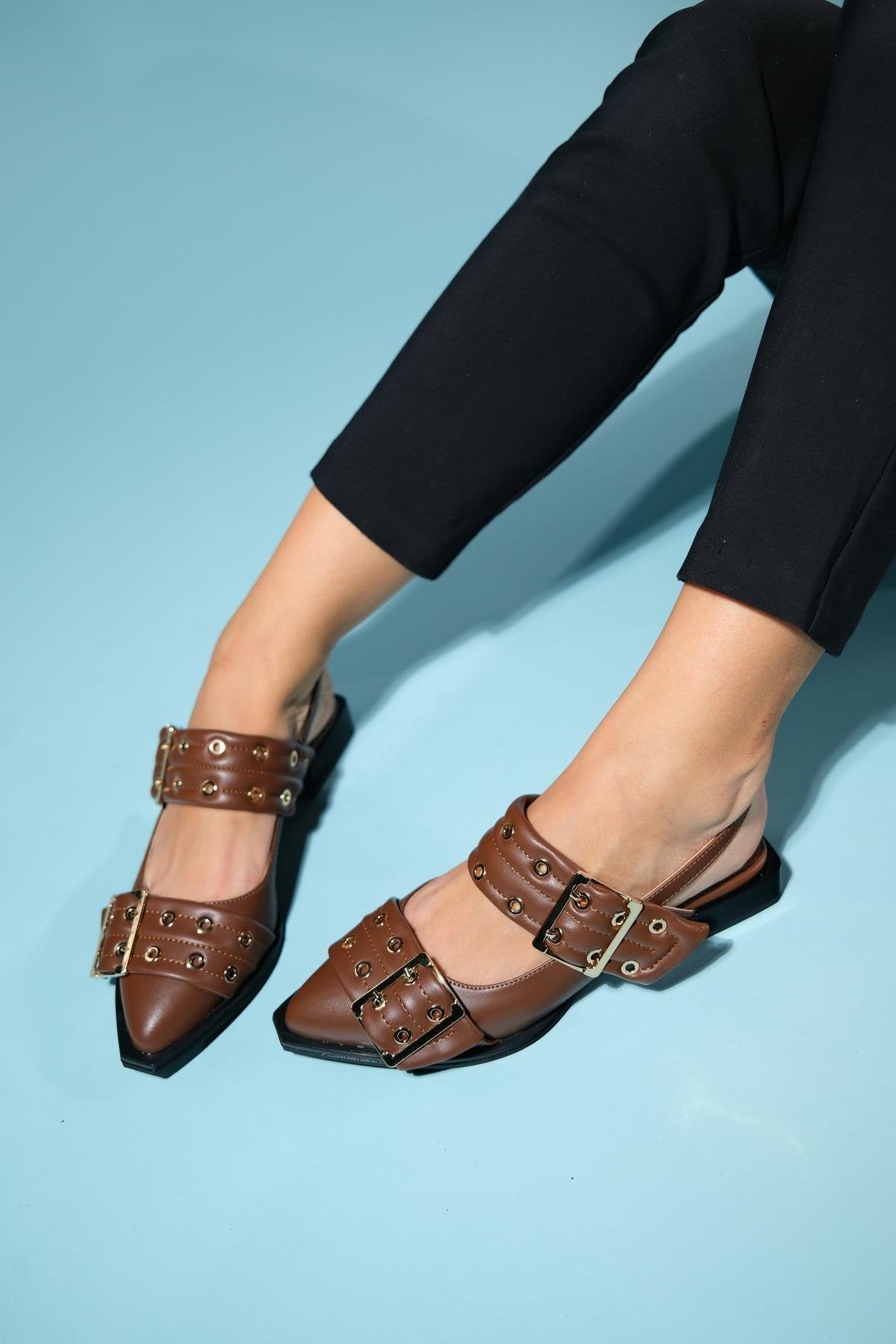 Paloma - Brown Gold Buckle Sandal – heel view showing leather, gold, Vowalisse