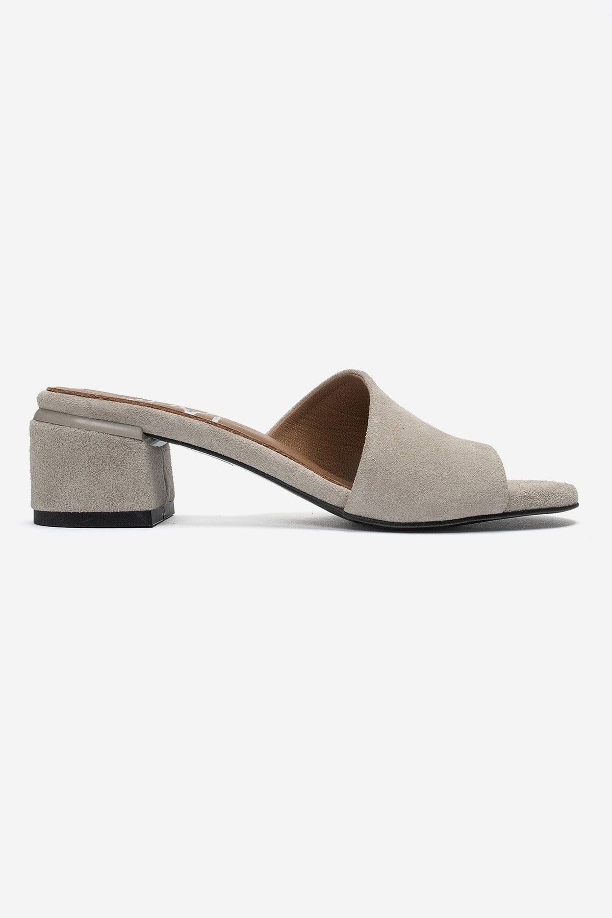 DELAVIE - Beige Genuine Leather Block Heel Mule – heel view showing leather, suede, Vowalisse