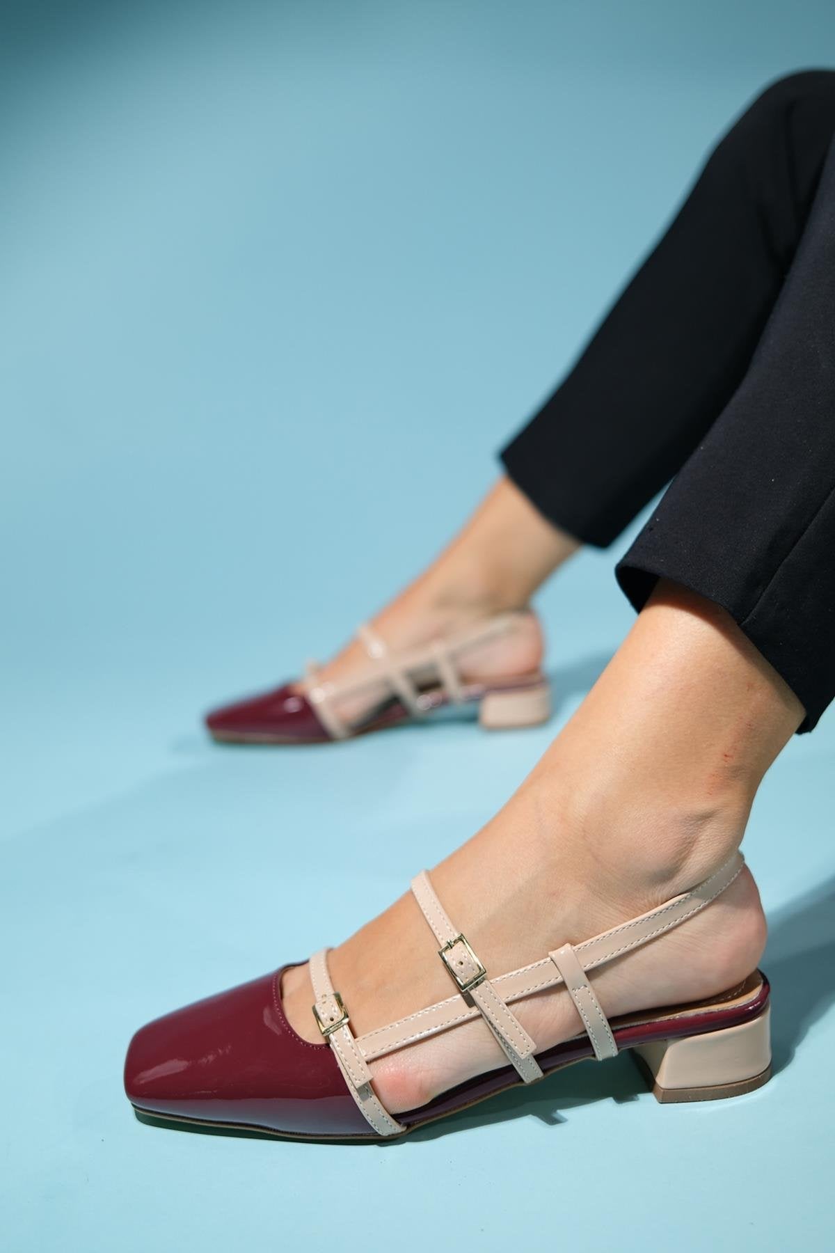 Lasy - Burgundy-Beige Patent Heeled Sandal – back view showing leather, Vowalisse
