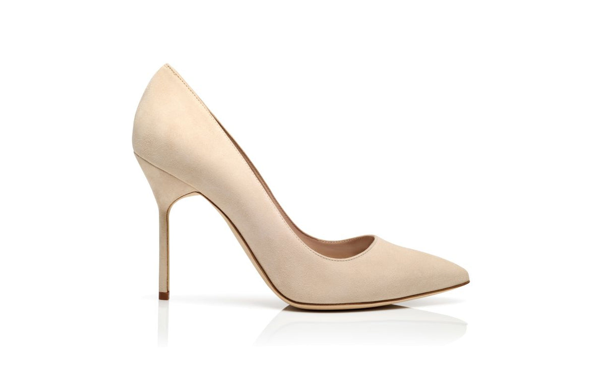 Rosalie Élan Neutral Pointed Toe Pumps – side profile showing neutral pointed toe, suede, Vowalisse