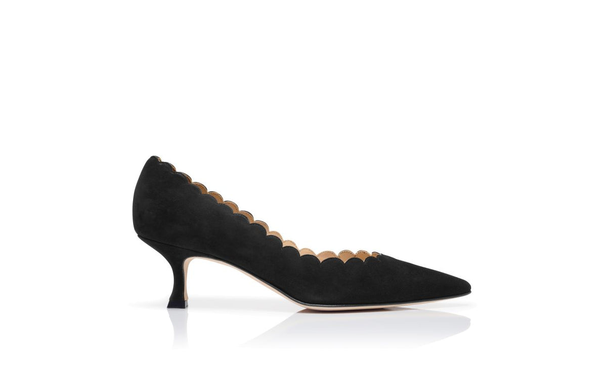 Clarisse Grace Black Pointed Toe Pumps – side profile showing black pointed toe, suede, Vowalisse
