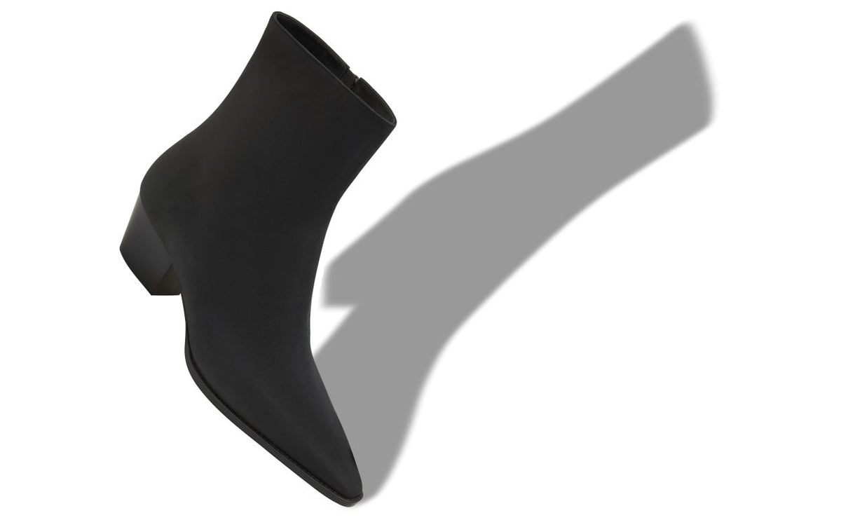 Clarisse Halo Black Pointed Toe Ankle Boots – front three-quarter view showing black pointed toe, Vowalisse