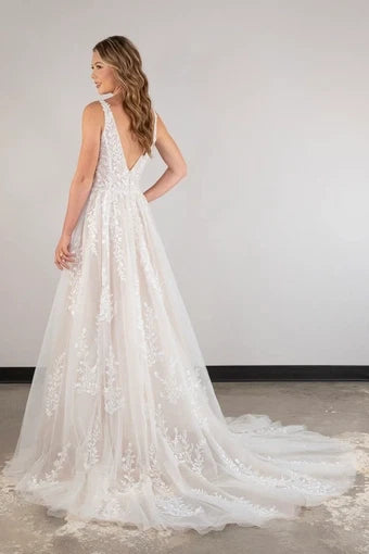 Hattie Wedding Dress VOWALISSE bridal gown – view 6