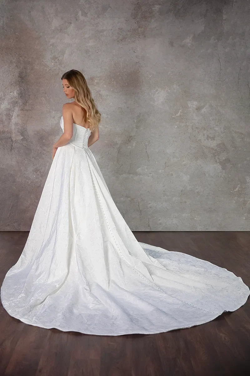 Anna Wedding Dress VOWALISSE bridal gown – view 7