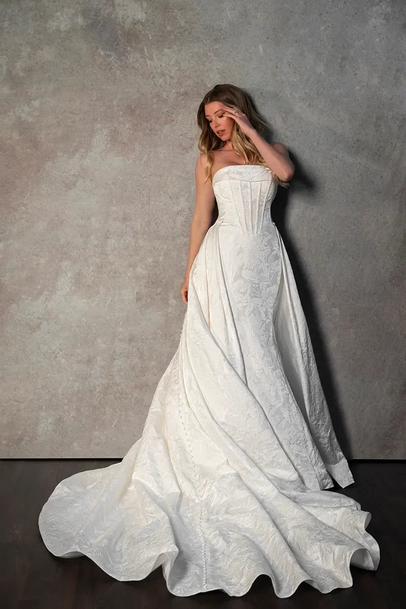 Anna Wedding Dress VOWALISSE bridal gown – view 2