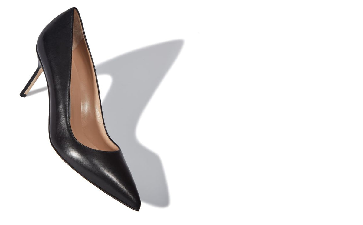 Odette Belle Black Pointed Toe Pumps – front three-quarter view showing black pointed toe, Vowalisse