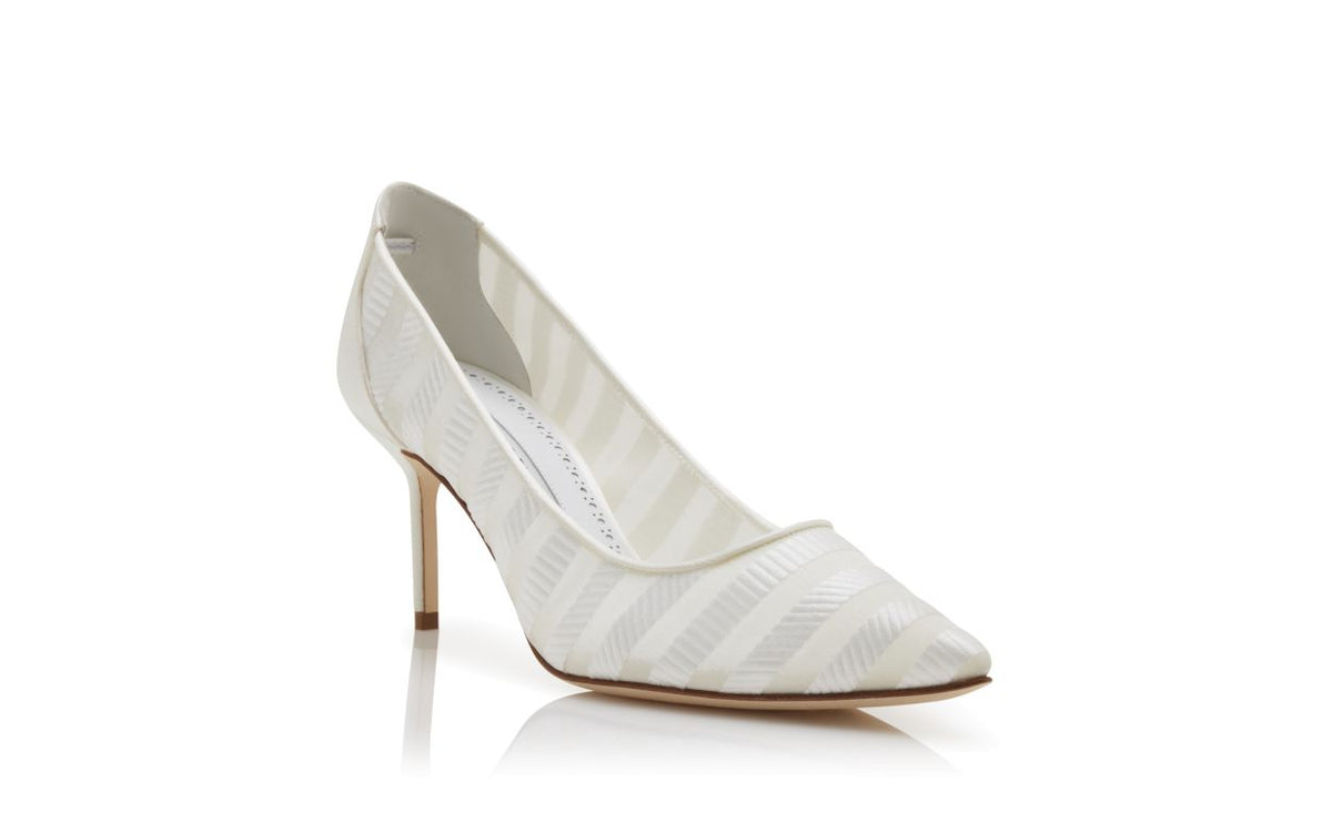 Odette Shine White Pointed Toe Pumps – top view showing white pointed toe, Vowalisse