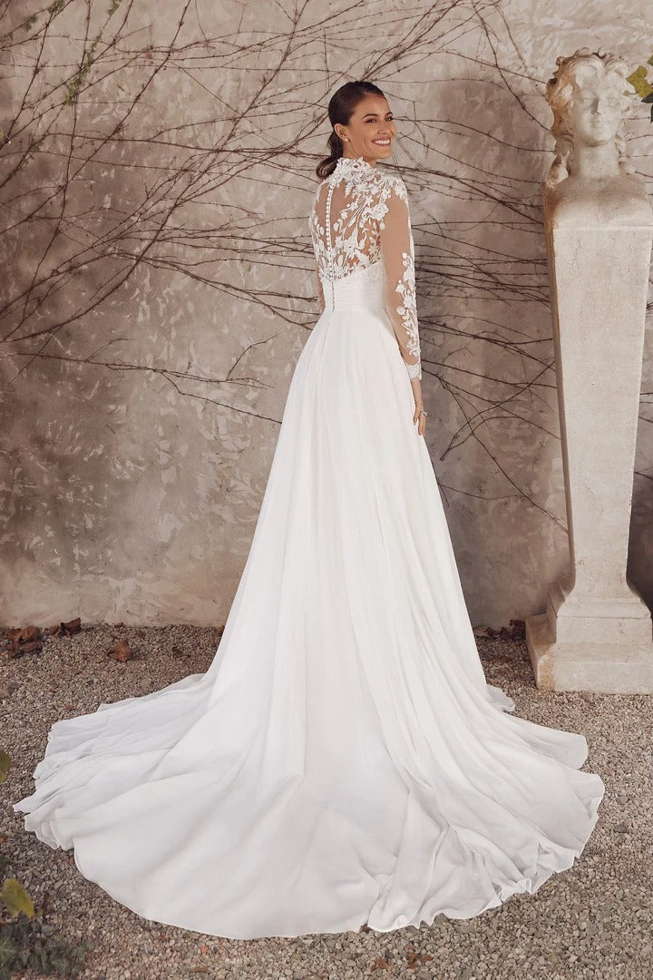 Abriana Wedding Dress VOWALISSE bridal gown – view 4