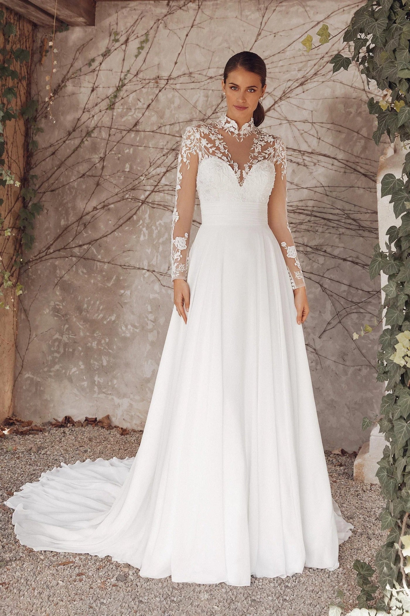 Abriana Wedding Dress VOWALISSE bridal gown – view 7