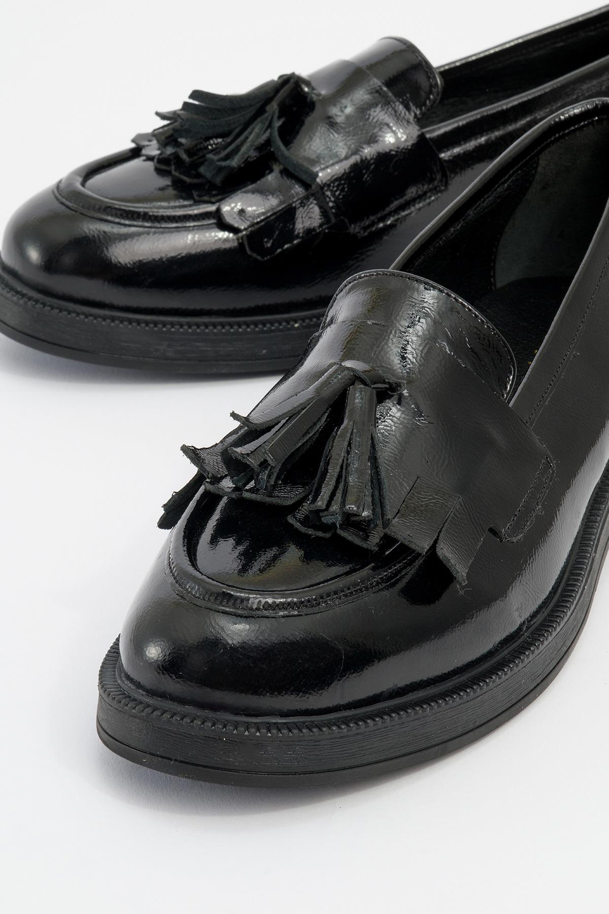 Milly - Black Patent Leather Tassel Loafers – heel view showing leather, suede, black, Vowalisse