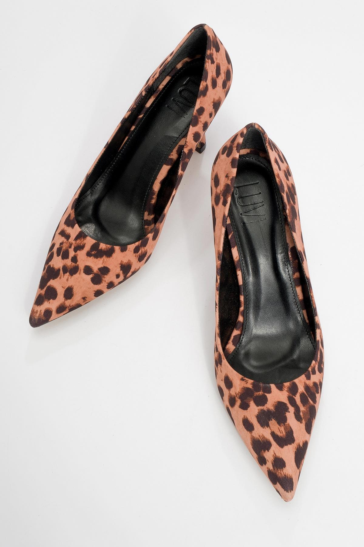 Calse - Black And Yellow Patterned Heeled Shoe – side view showing leather, black, Vowalisse
