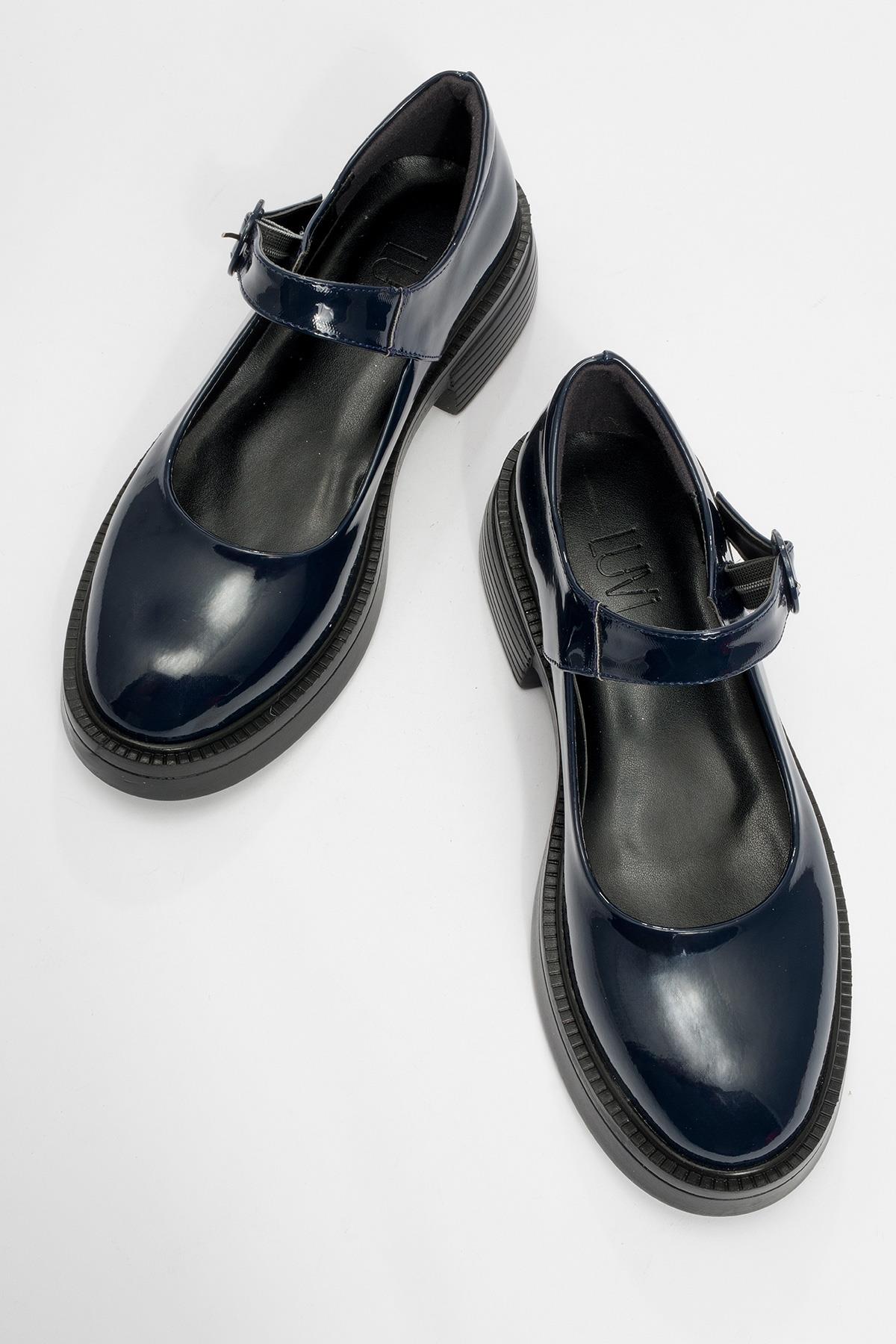 Petric - Navy Patent Loafer – side view showing leather, Vowalisse