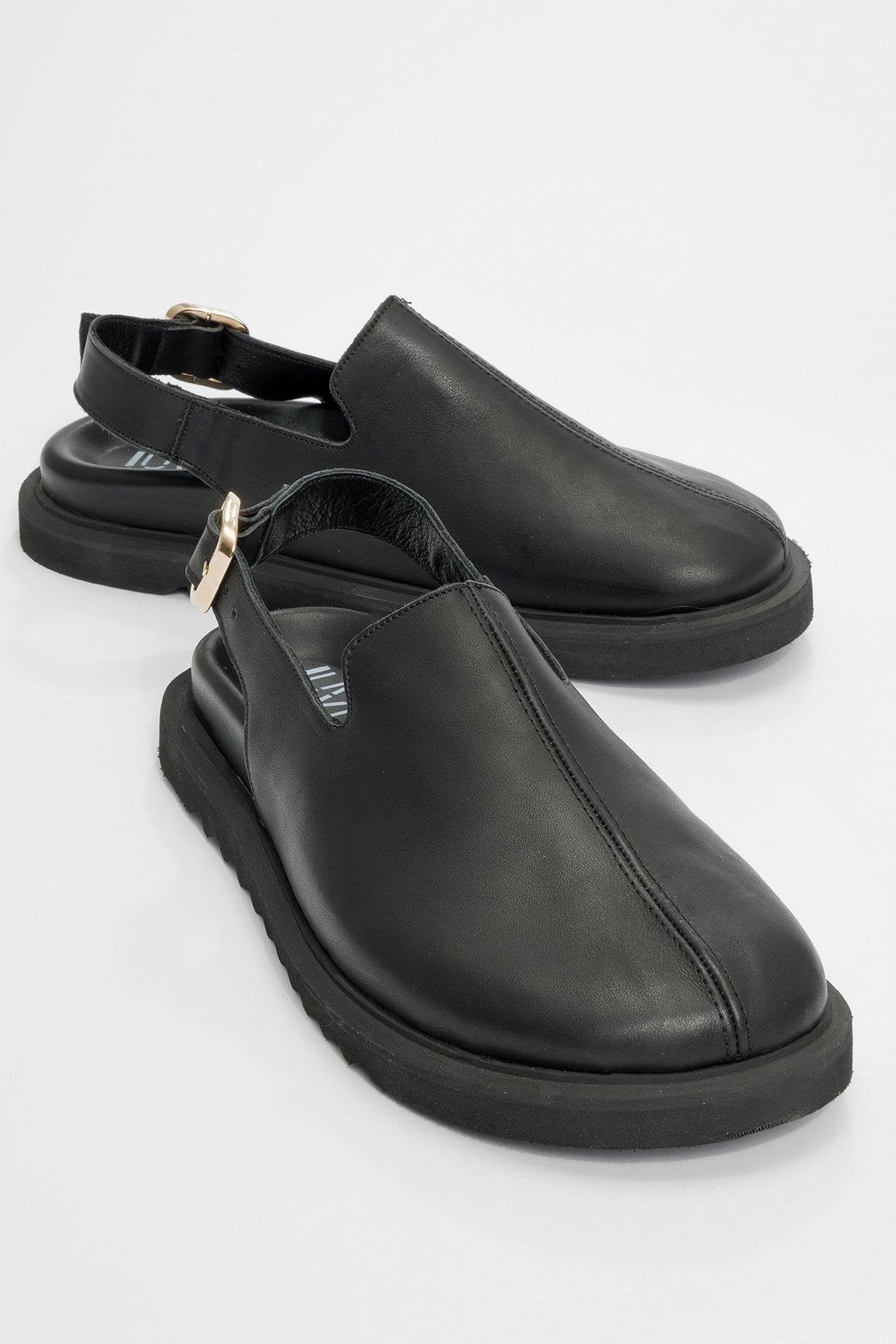 Laby - Black Leather Clogs – front three-quarter view showing leather, suede, black, Vowalisse