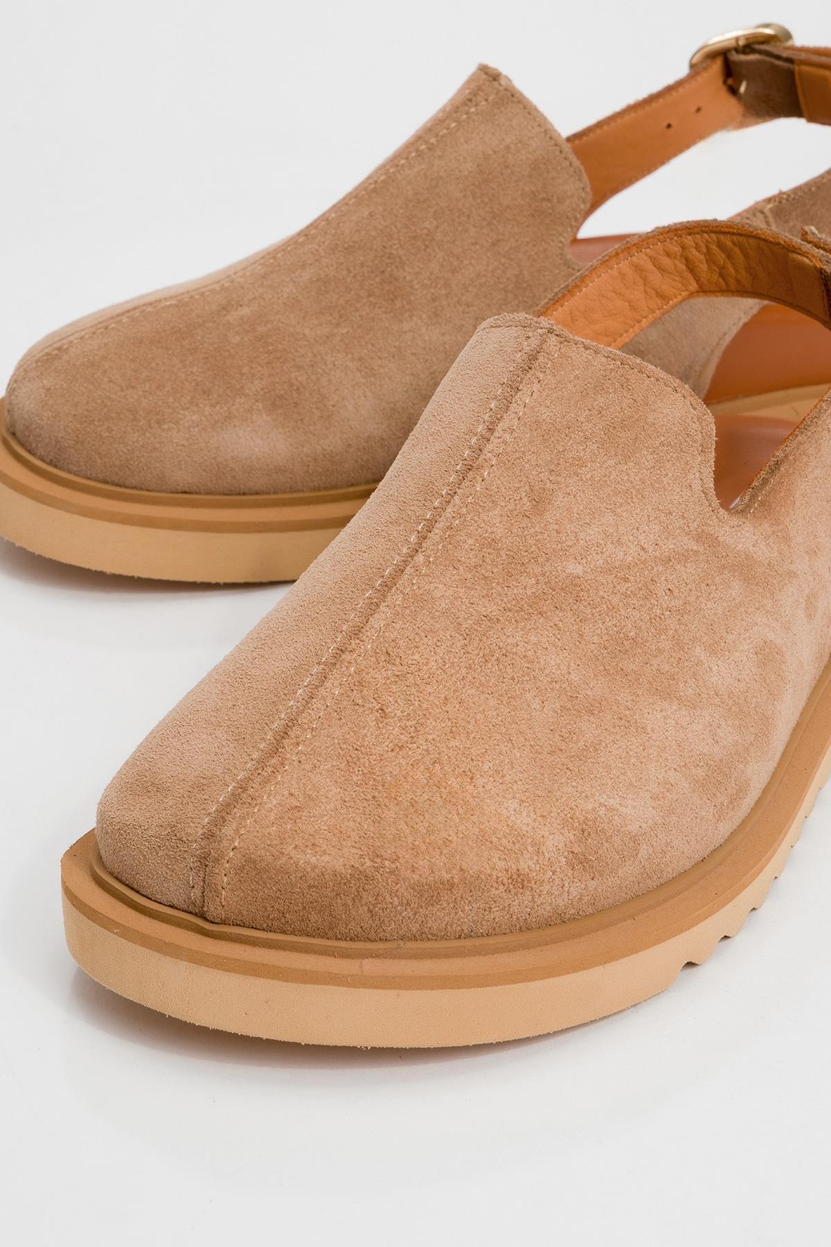 Laby - Cognac Brown Suede Leather Clogs – detail view showing leather, suede, red, Vowalisse