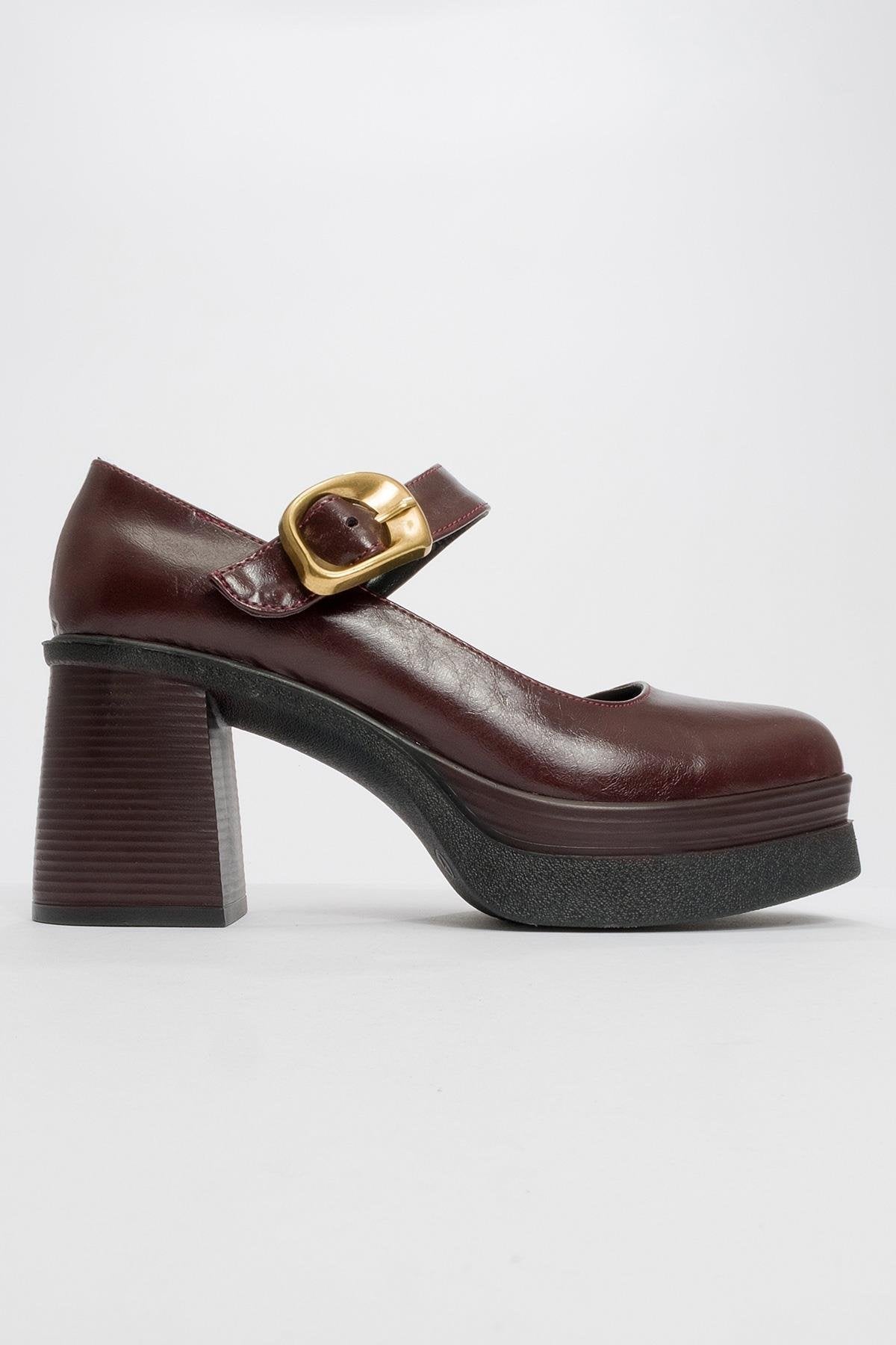 Ashes - Burgundy Gold-Buckle Platform Heel Shoe – heel view showing leather, gold, Vowalisse