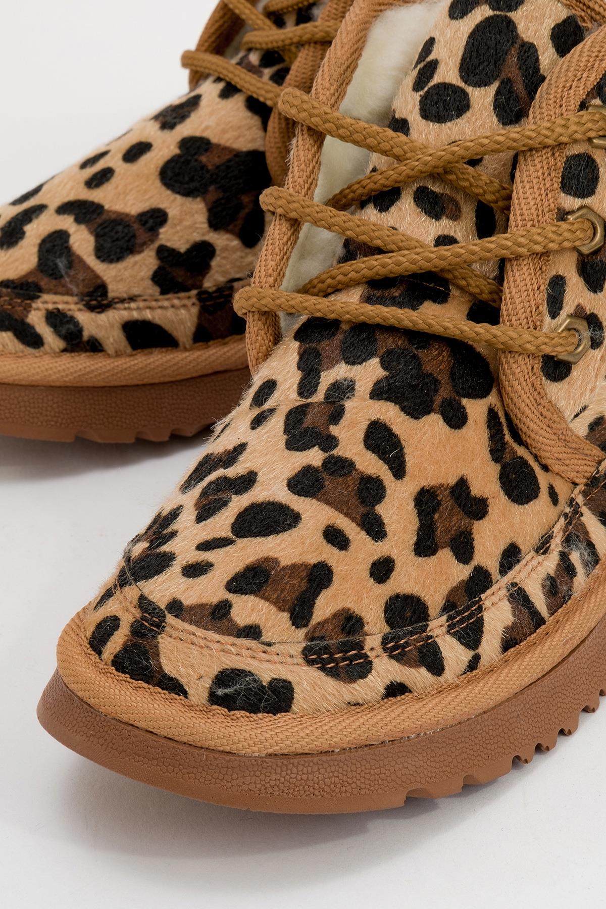 Mingo - Black And Yellow Patterned Lace-Up Sport Boot – detail view showing lace, leather, black, Vowalisse
