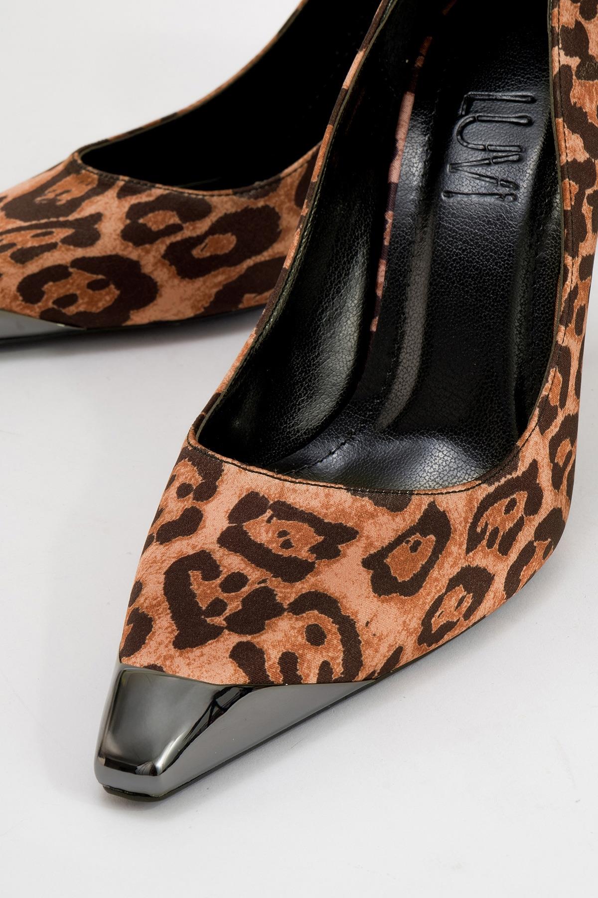 Brelo - Black Yellow Patterned High-Heel Shoe – detail view showing leather, black, Vowalisse