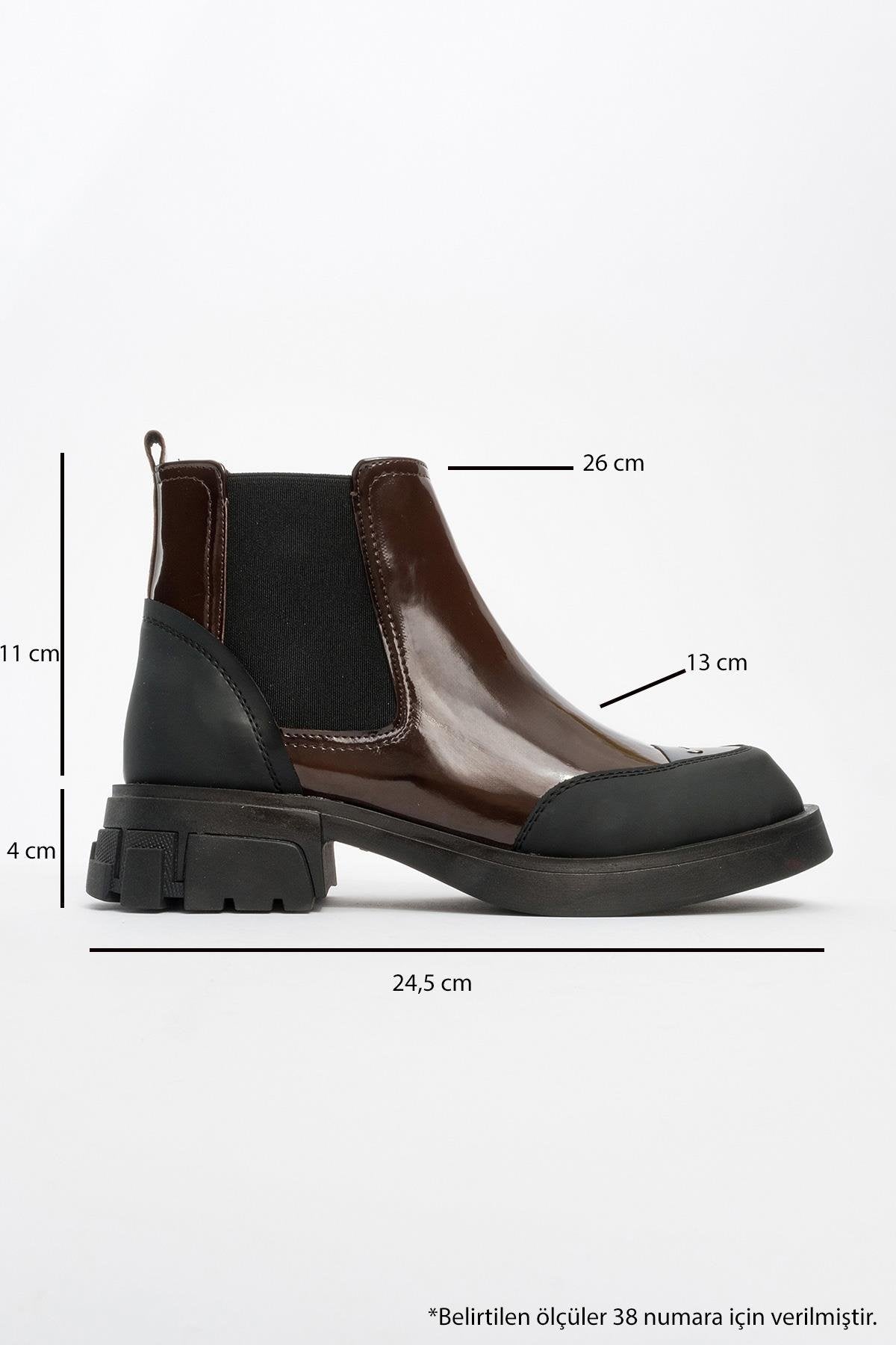 Albia - Cognac Zippered Elastic Boot – heel view showing leather, red, Vowalisse