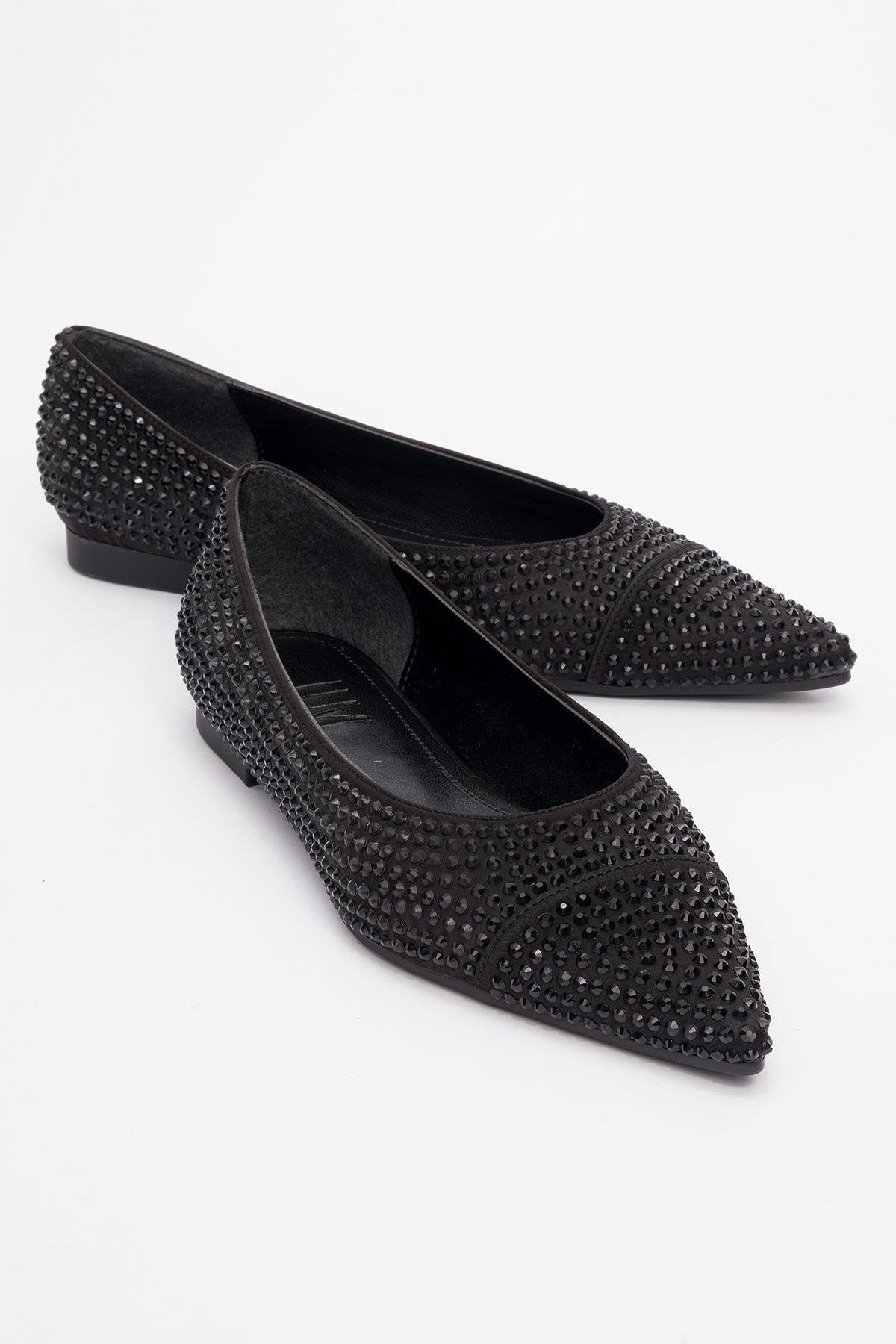Monteria - Black Ballet Flat – front three-quarter view showing leather, black, Vowalisse