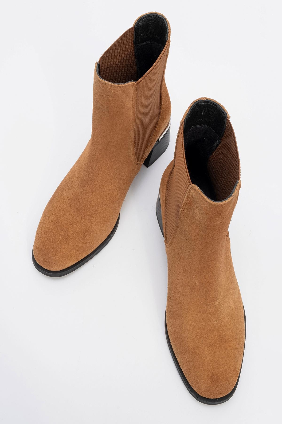 Neiva Cognac Brown Suede Leather Chelsea Boot – side view showing leather, suede, red, Vowalisse