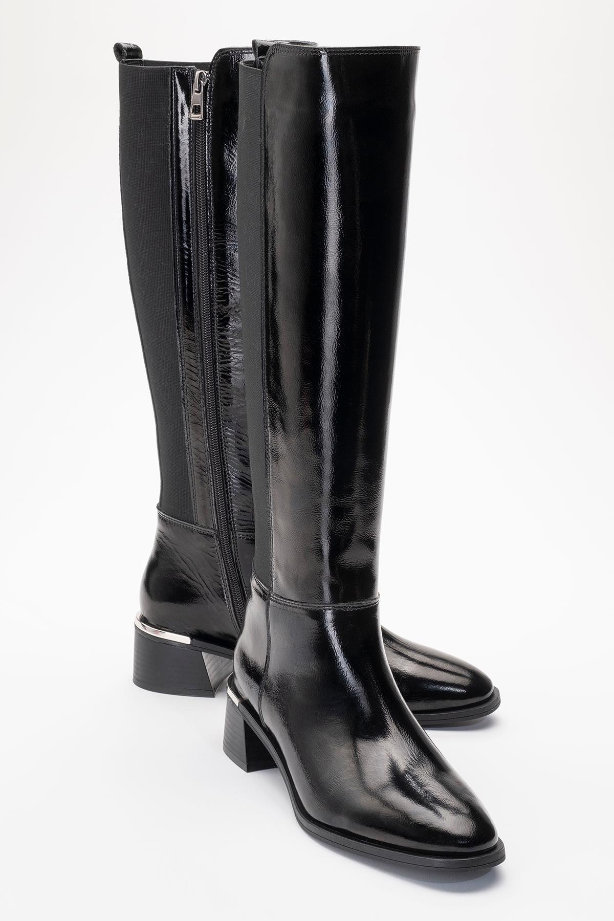 Rochos Black Patent Leather Boot – front three-quarter view showing leather, black, red, Vowalisse