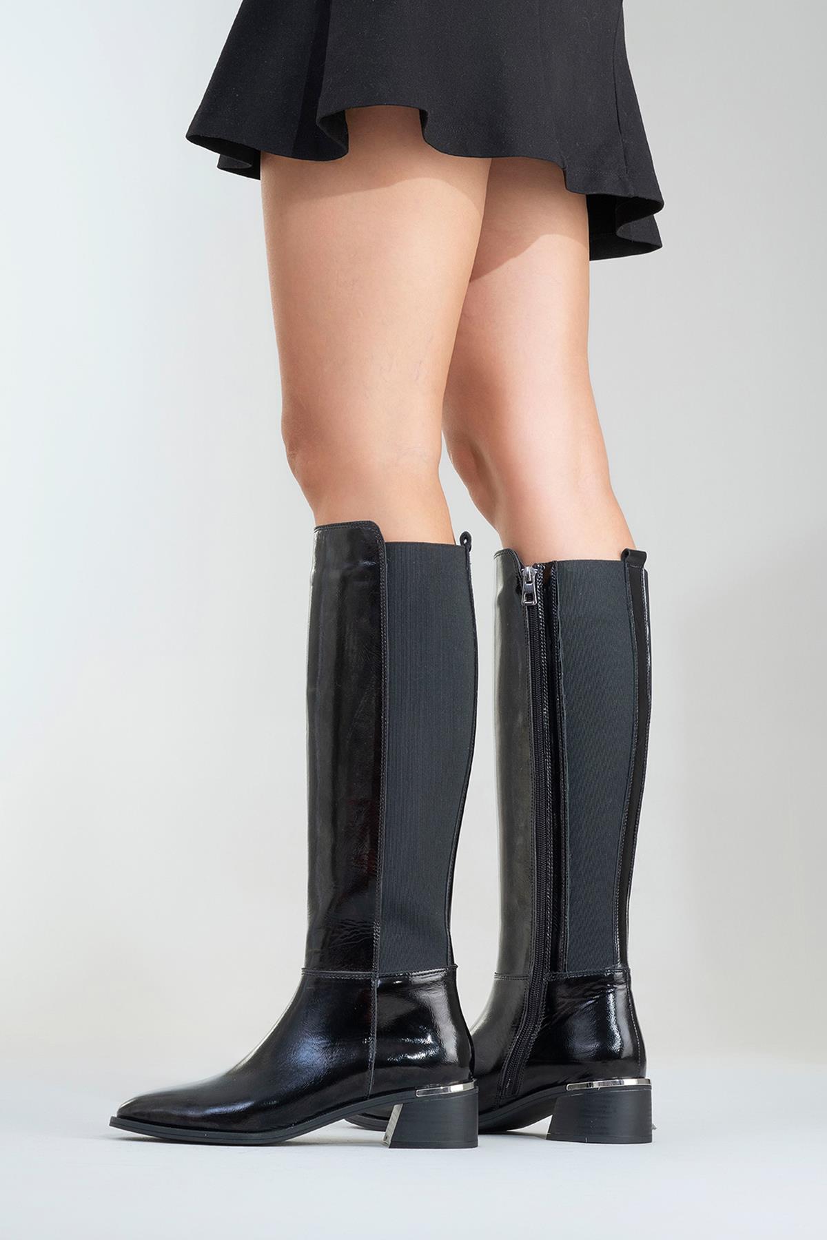 Rochos Black Patent Leather Boot – sole view showing leather, black, red, Vowalisse