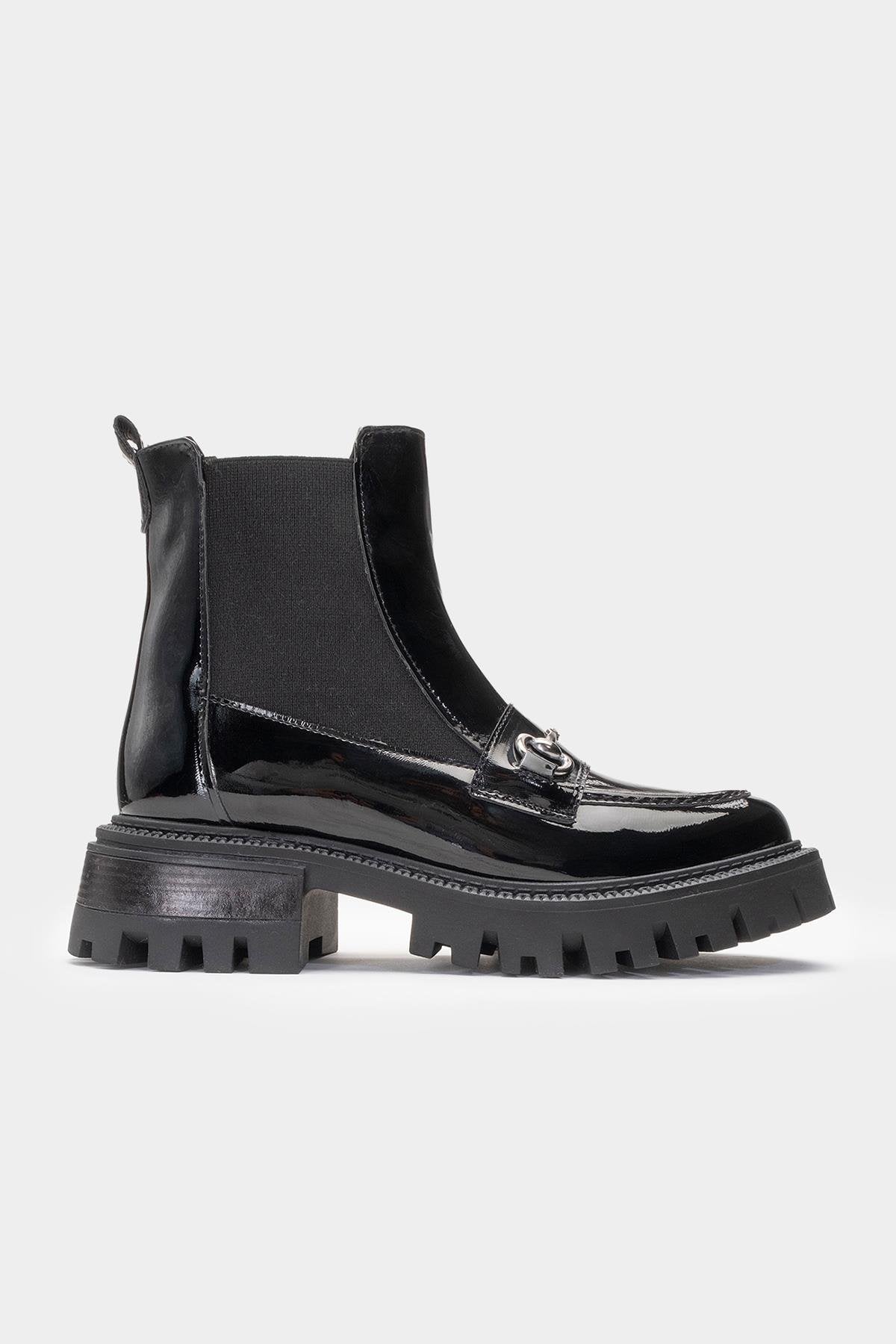 Vesper Black Patent Buckled Chelsea Boot – heel view showing leather, black, Vowalisse