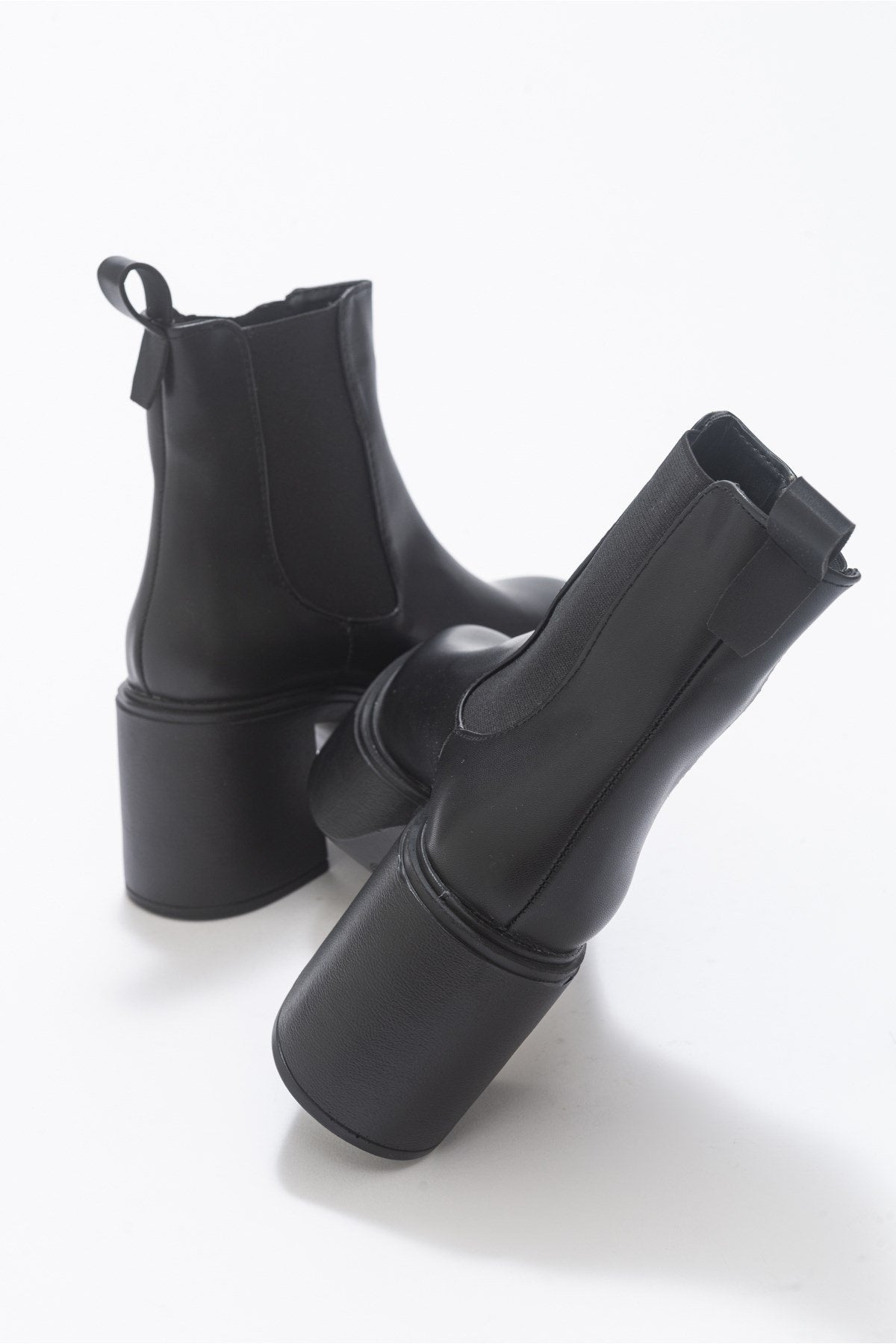 Aback - Black Boot – back view showing leather, black, Vowalisse