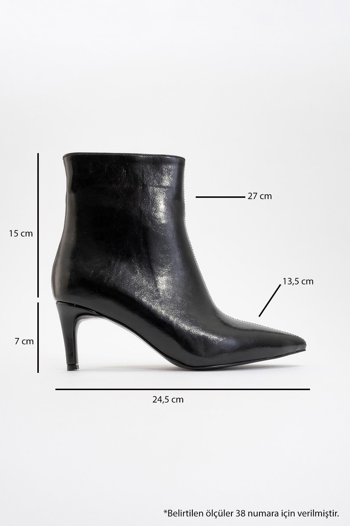 Noya - Black Pointed Toe Slim Heel Boot – heel view showing leather, black, Vowalisse