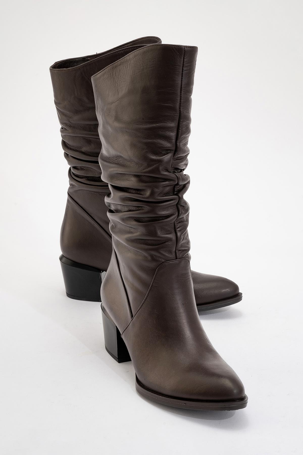Soule - Cognac Genuine Leather Heeled Short Boot – front three-quarter view showing leather, Vowalisse