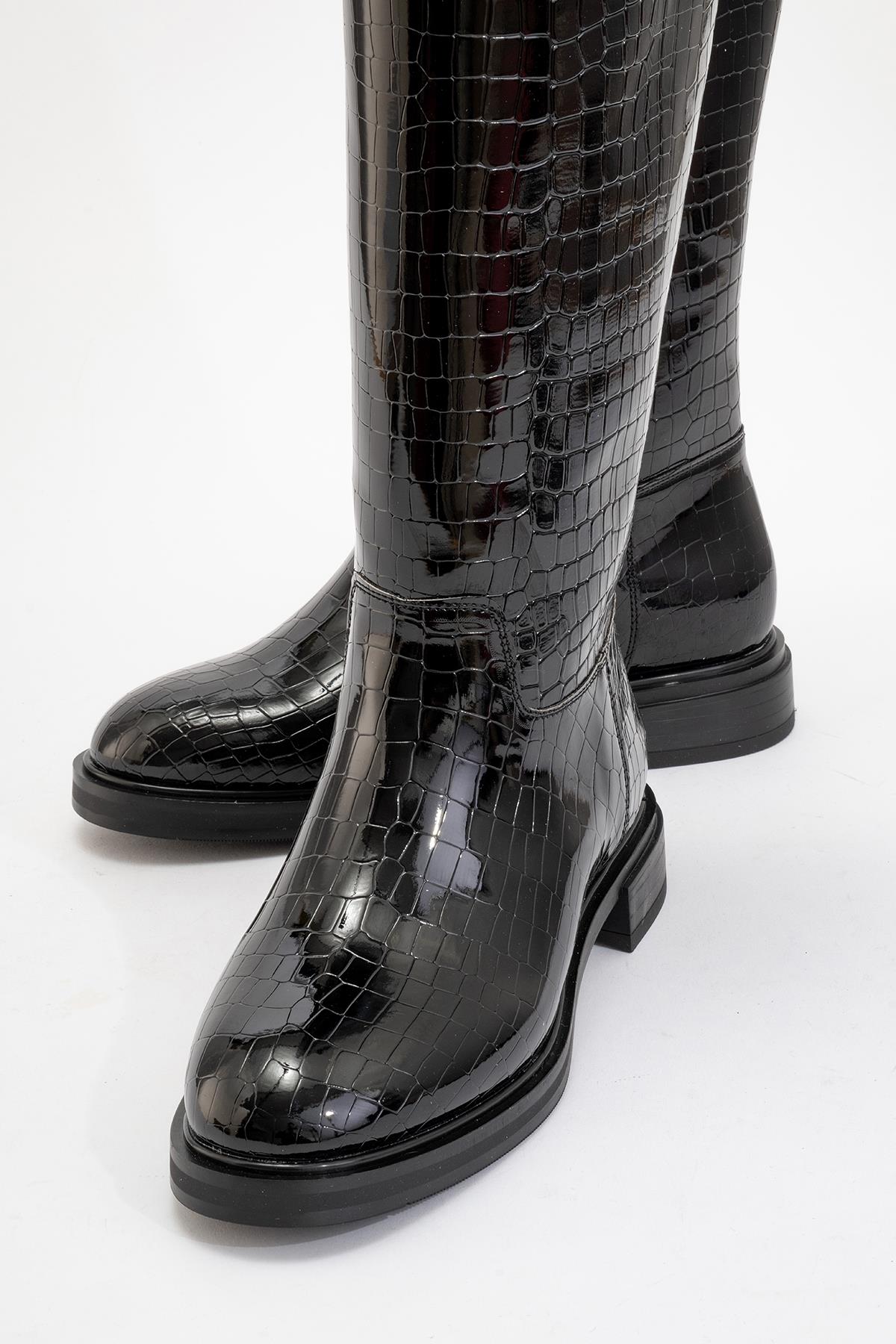 Alaska Black Pattern Western Boot – detail view showing leather, black, Vowalisse