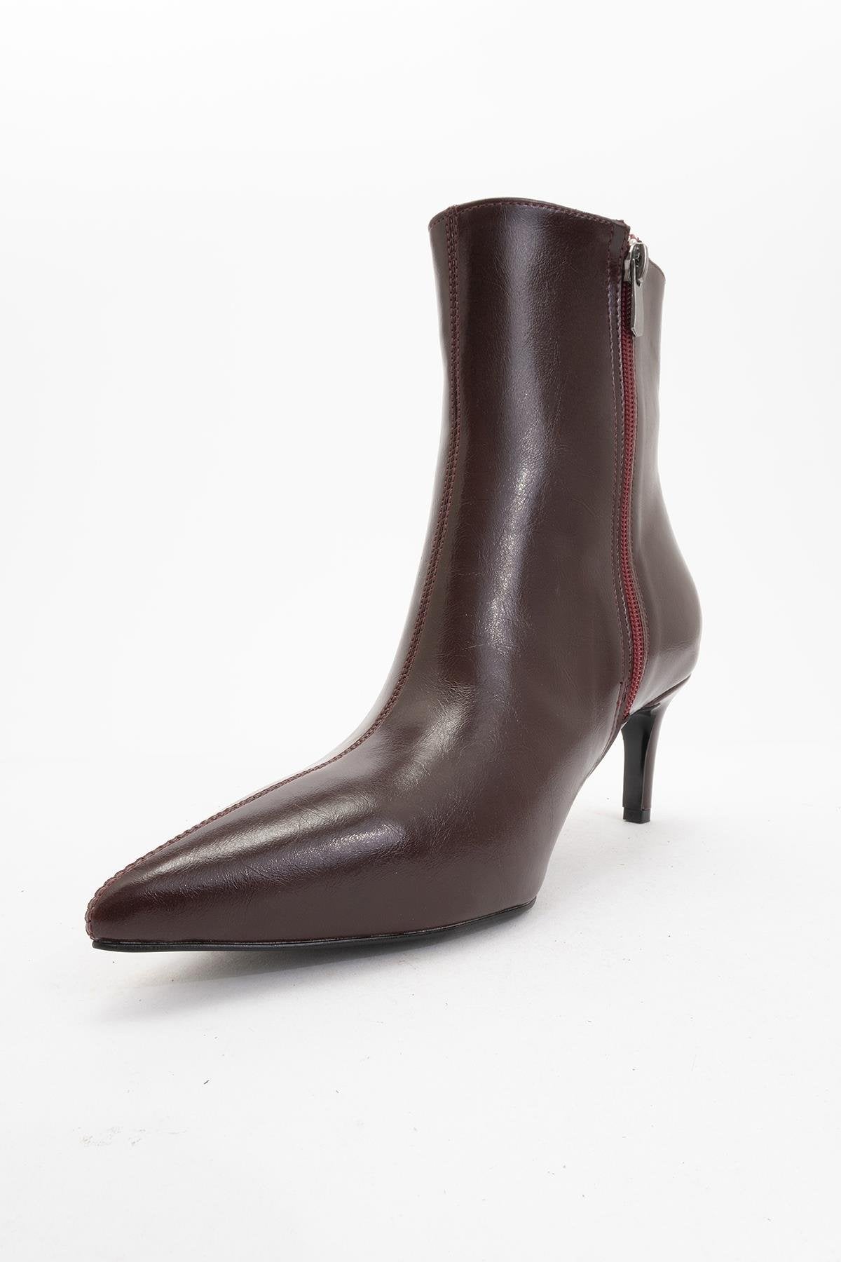 Noya Burgundy Cilt Stiletto Boot – detail view showing leather, Vowalisse