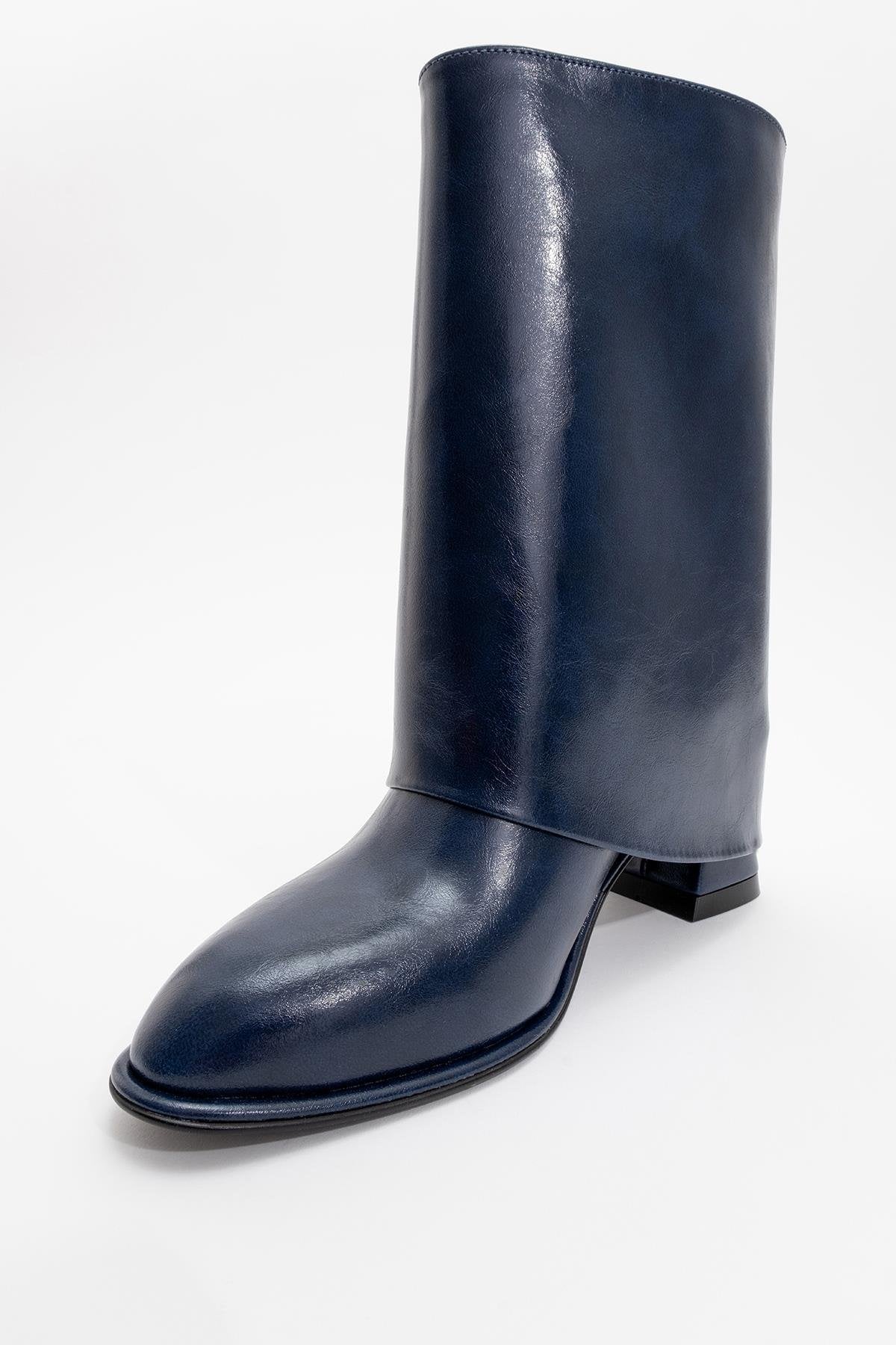 Ellas Navy Chunky Heel Boot – detail view showing leather, red, Vowalisse